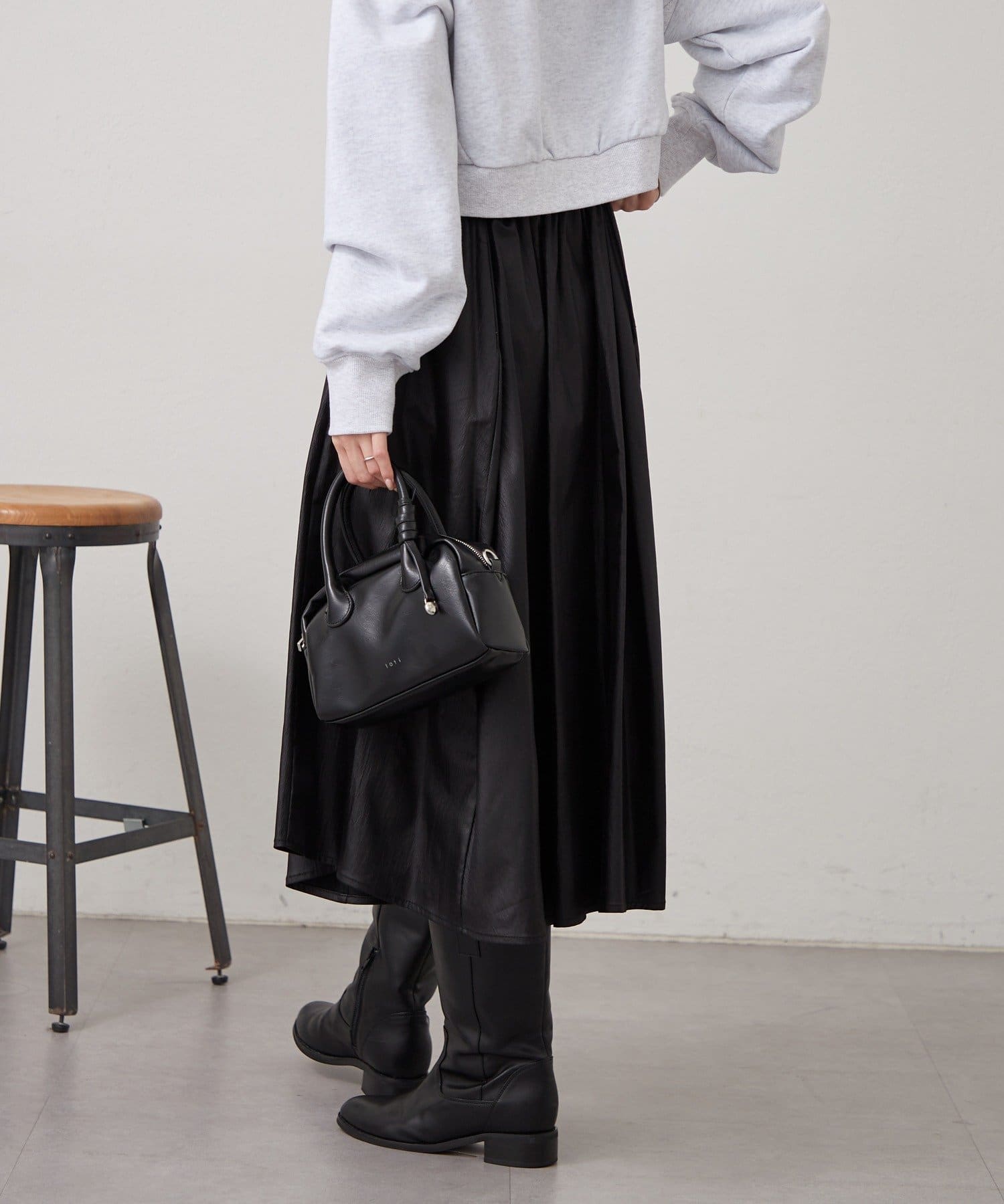 mystic(ミスティック) フレアミドルスカート