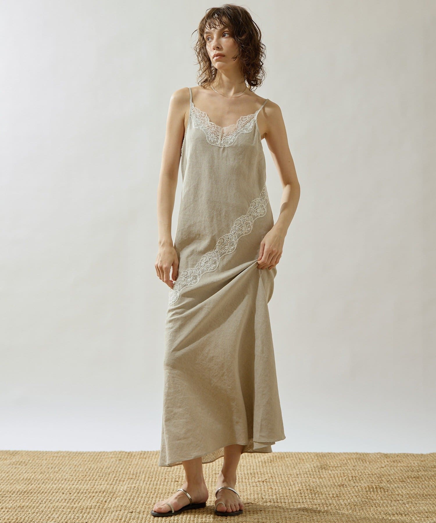 Drawing Numbers(ドローイングナンバーズ) ストレッチリネンレースワンピース