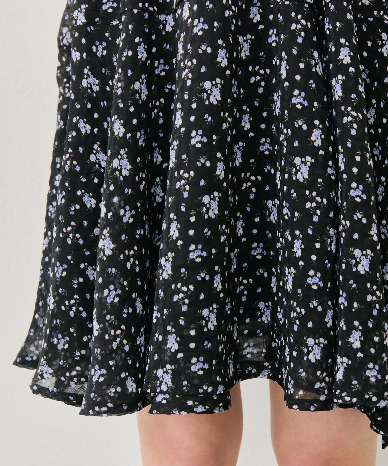 mystic(ミスティック) カシュクールフラワーミニワンピース