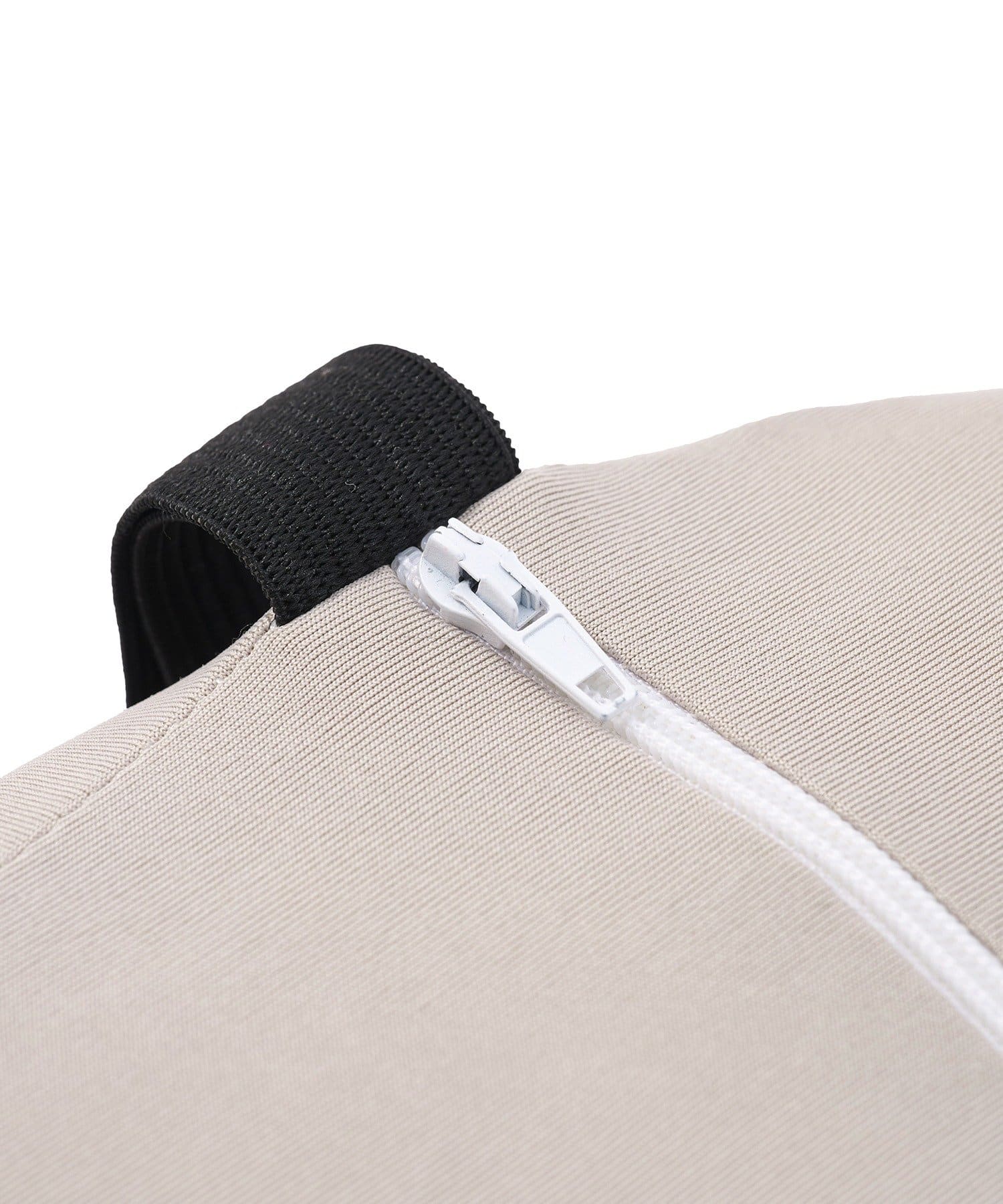 3COINS(スリーコインズ) Car低反発ヘッドレストクッション