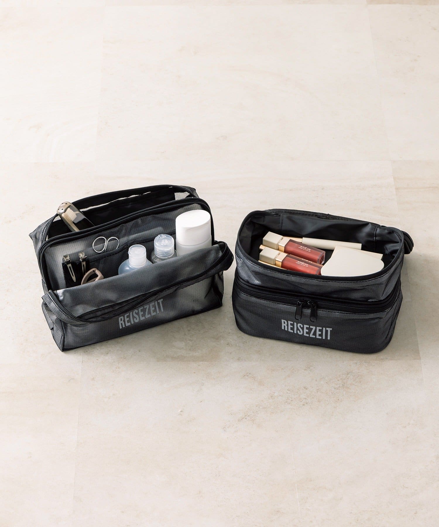 3COINS(スリーコインズ) TPUメッシュダブルポーチ