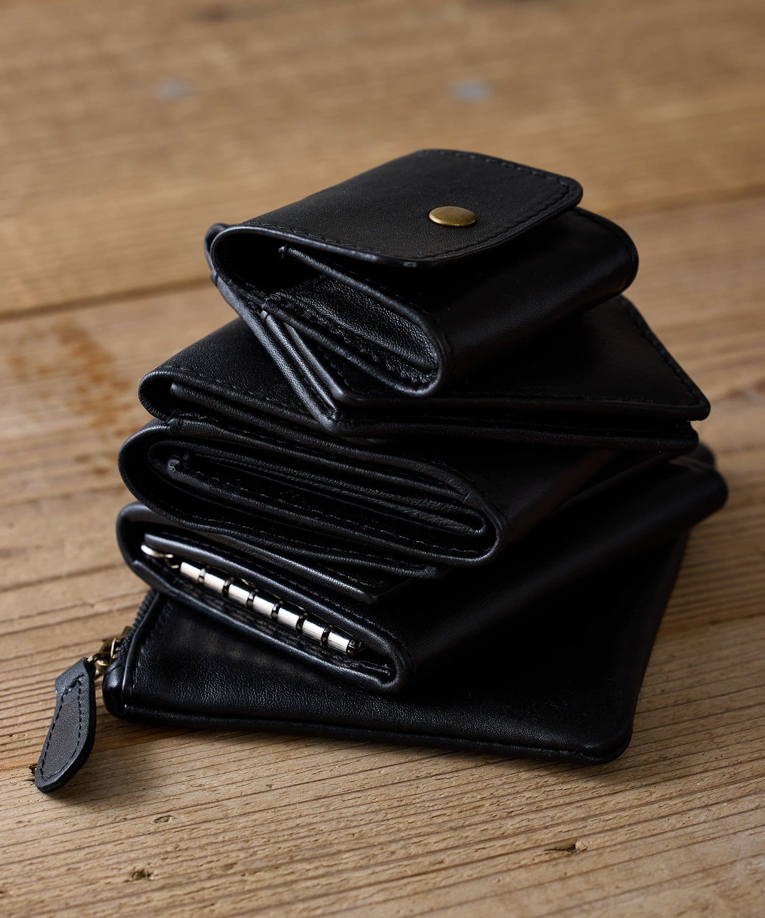 3COINS(スリーコインズ) THE RE 革キーケース