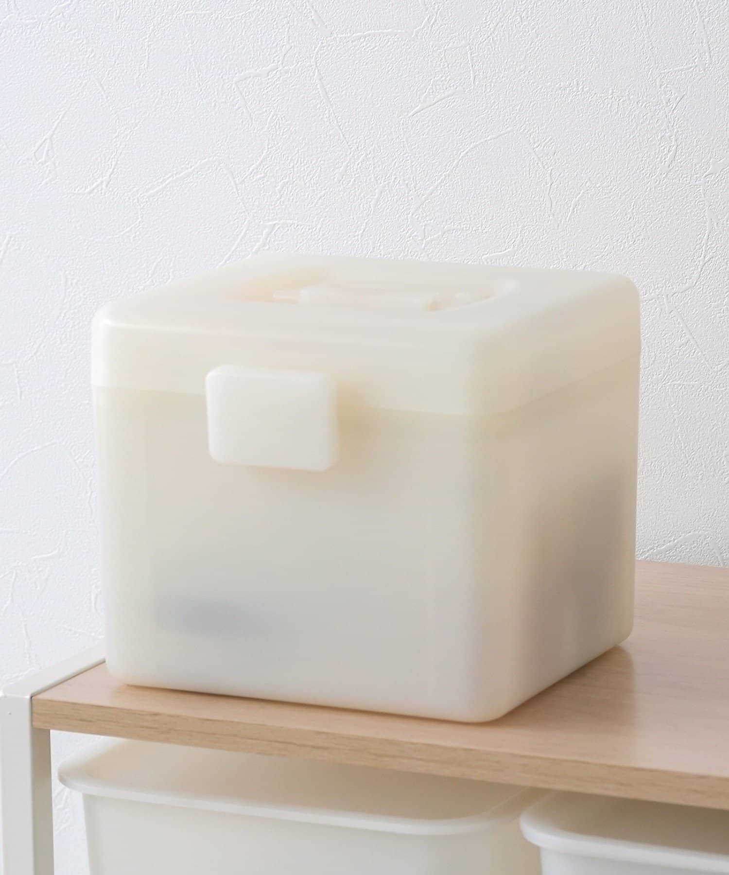 3COINS(スリーコインズ) シアーメディスンボックス