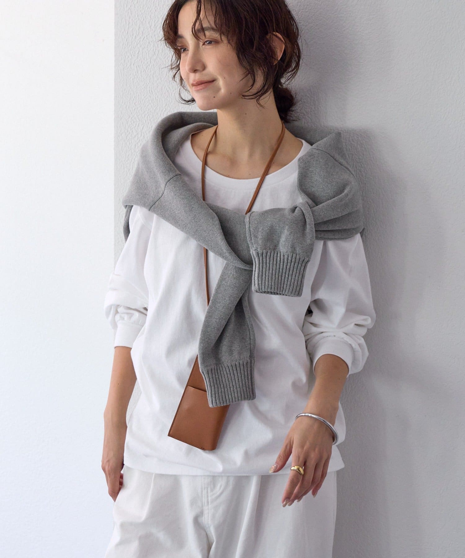 RIVE DROITE(リヴドロワ) 予約【A・MONN.:.(アモン)】Vネックニットプルオーバー