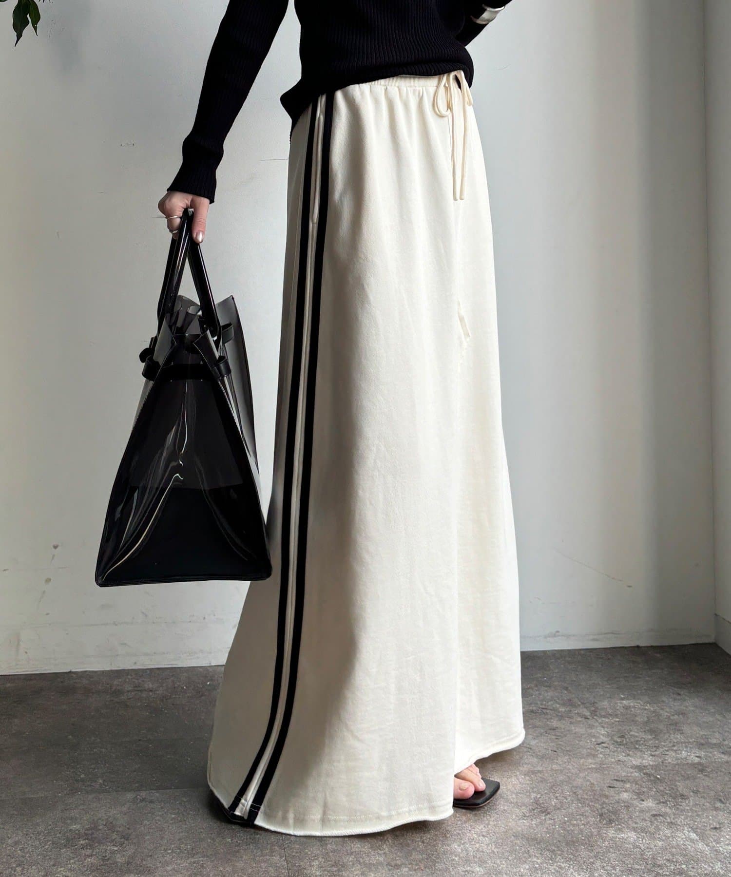 DOUDOU(ドゥドゥ) 【WEB限定】サイドラインスウエットスカート