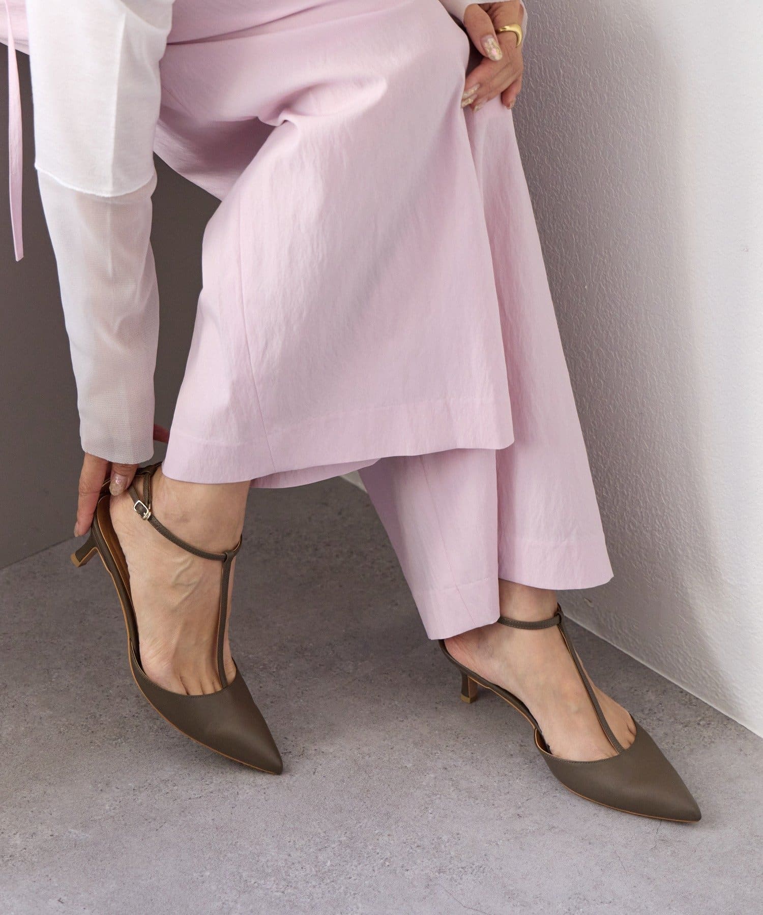 RIVE DROITE(リヴドロワ) 予約【女性らしく洗練された印象に】ストラップミュール