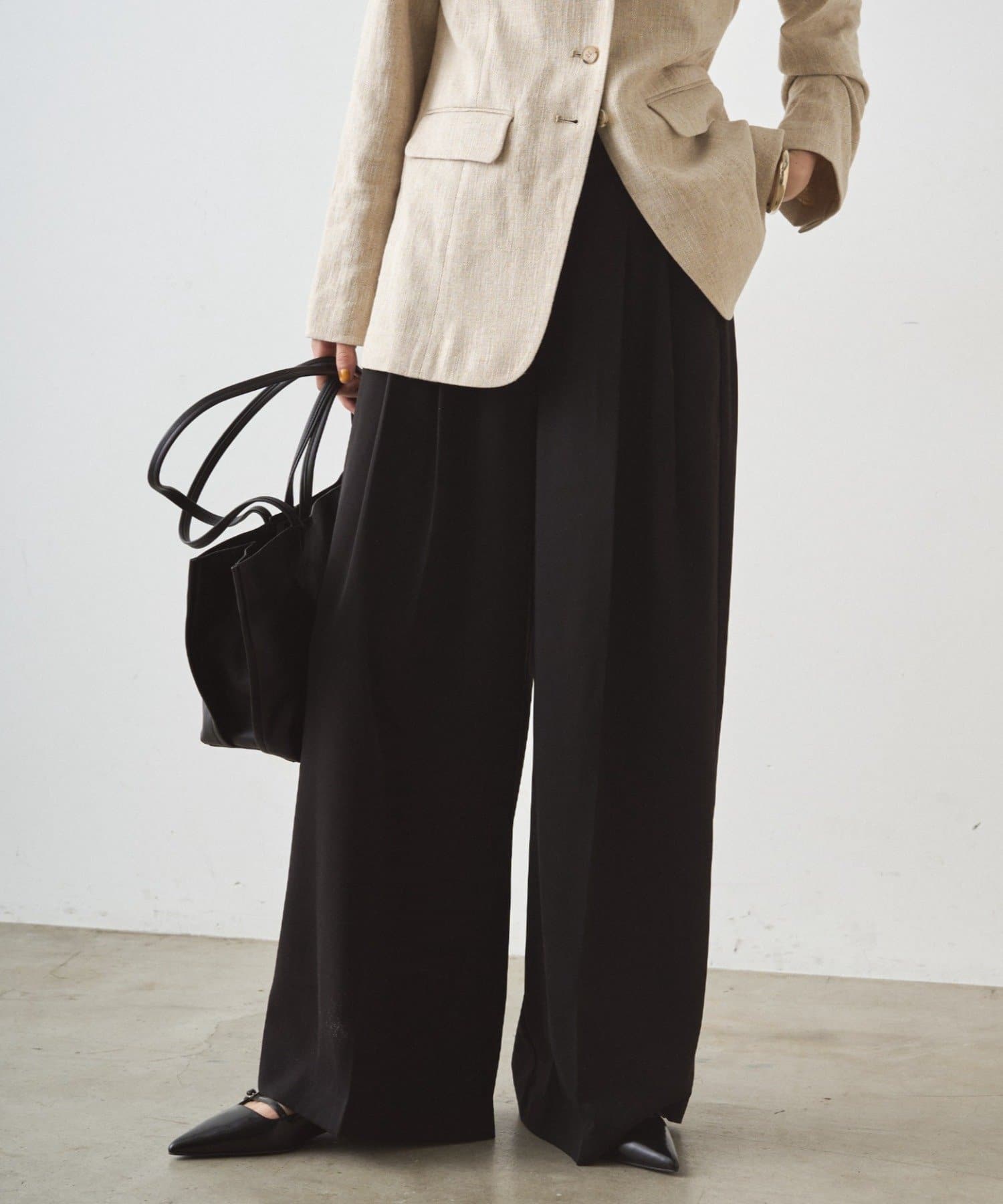 LOUNGEDRESS(ラウンジドレス) 【全骨格細見え】2タックワイドパンツ