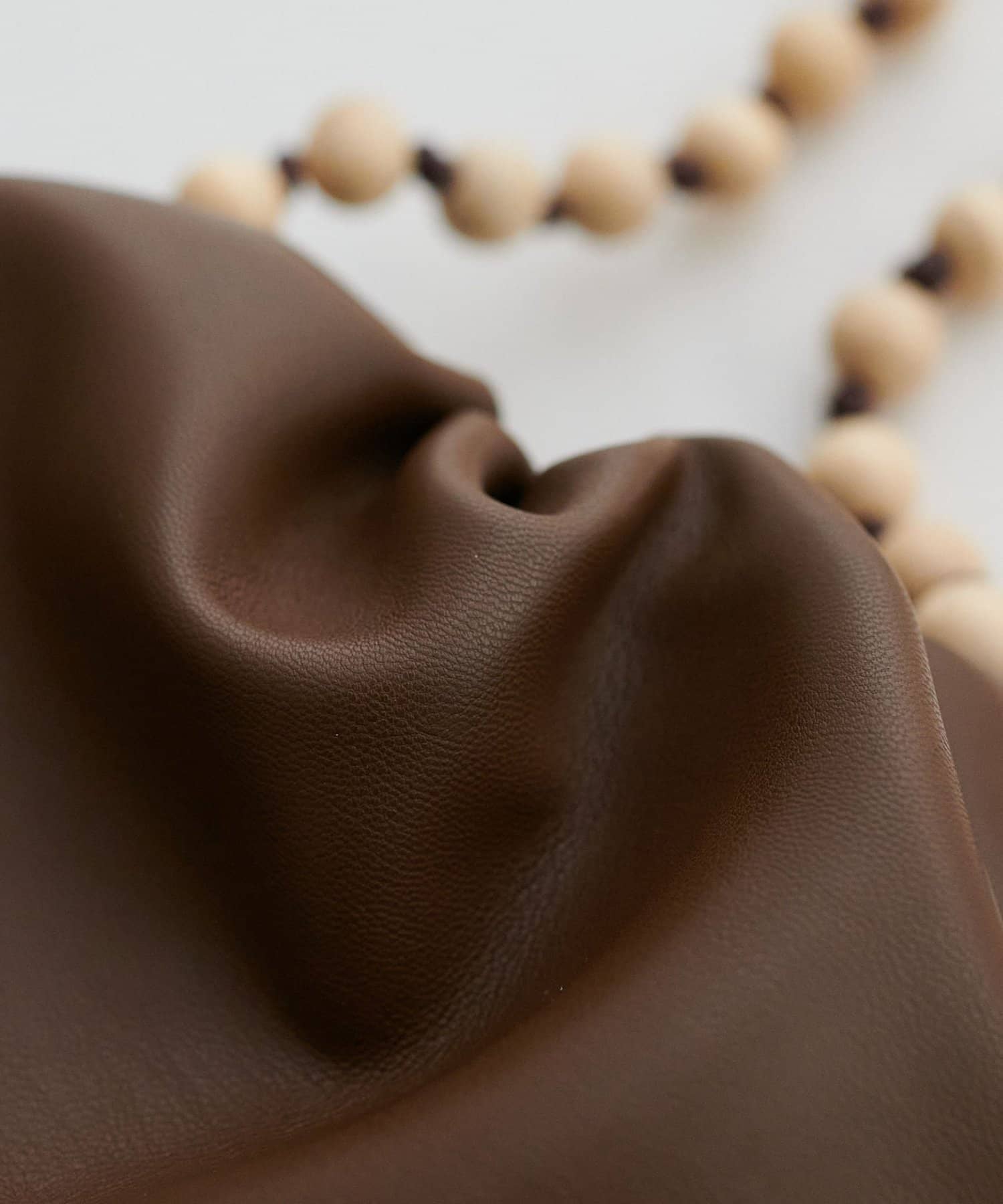 DISCOAT(ディスコート) 【SS先行予約】ビーズストラップドロストショルダーバッグ