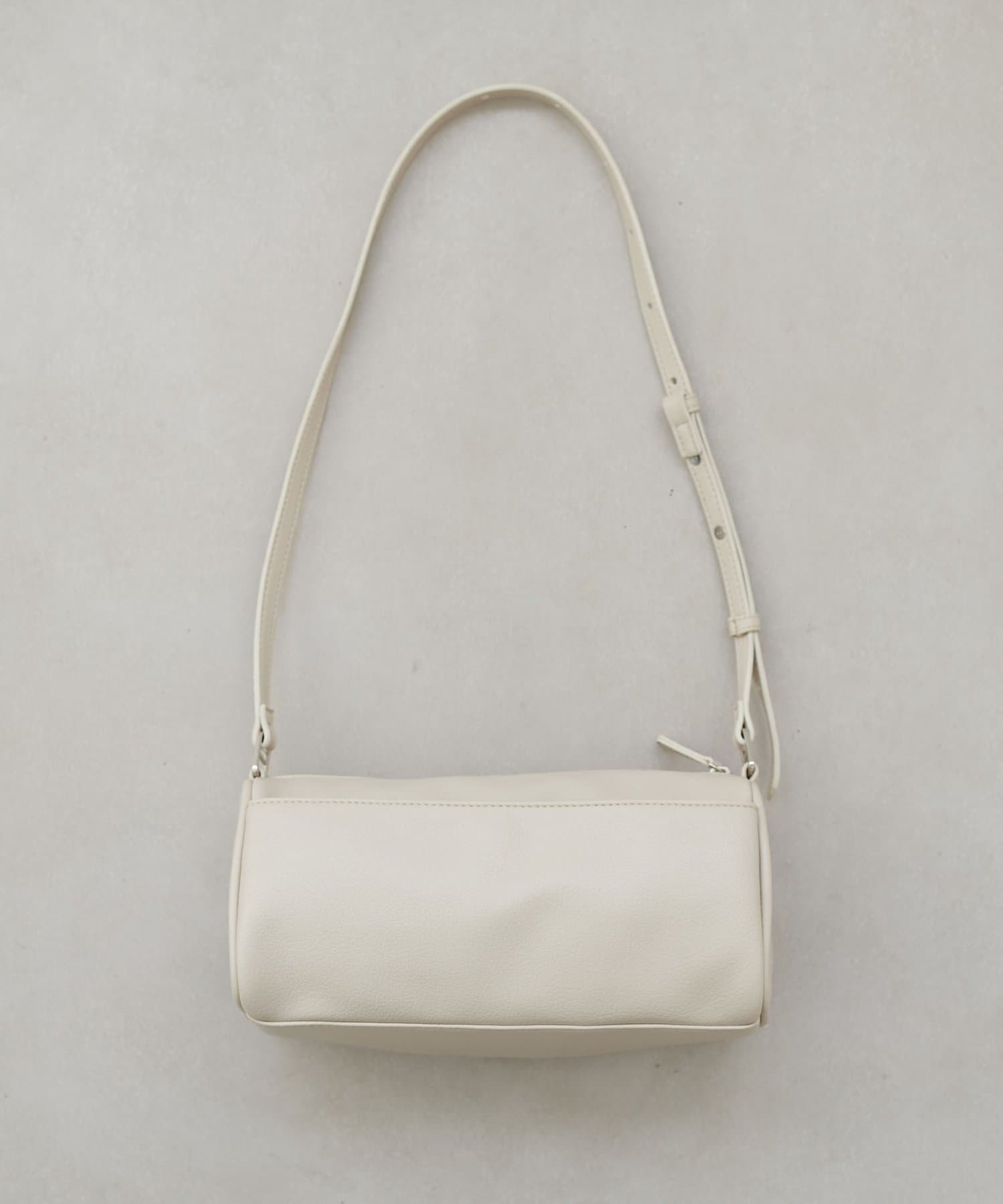 DISCOAT(ディスコート) フロントタックスクエアショルダーバッグ《詳細動画あり》