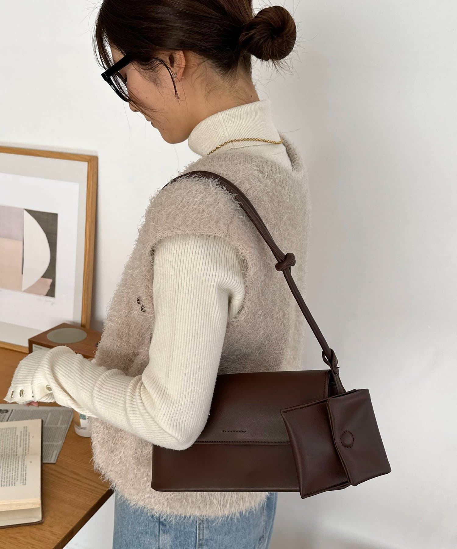 DISCOAT(ディスコート) 【SS先行予約/オンオフ使える◎】ポーチ付フラップショルダーバッグ