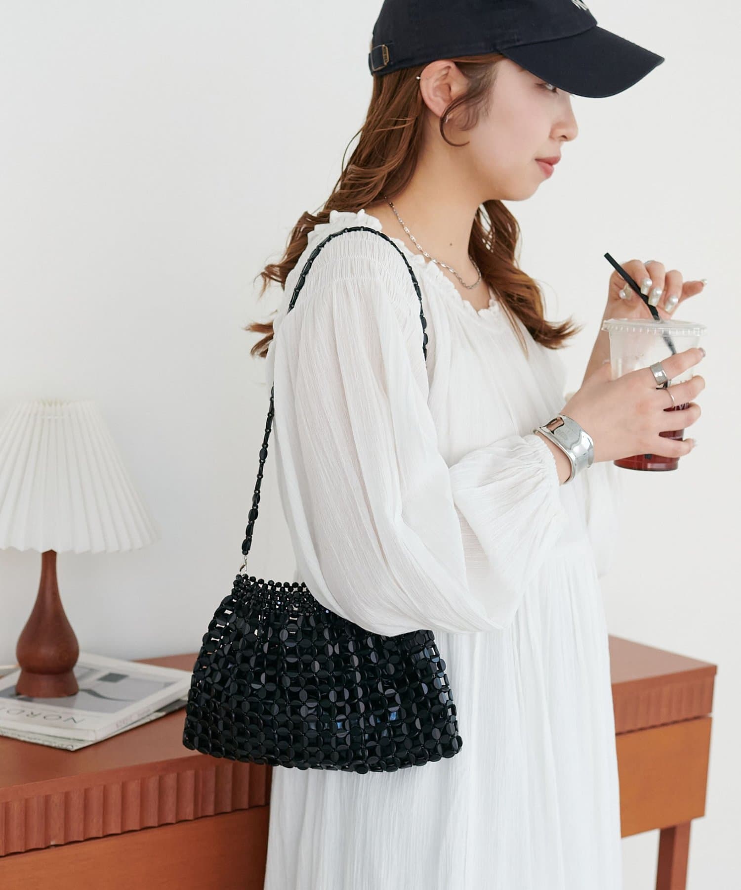 DISCOAT(ディスコート) ビジューミニショルダーバッグ