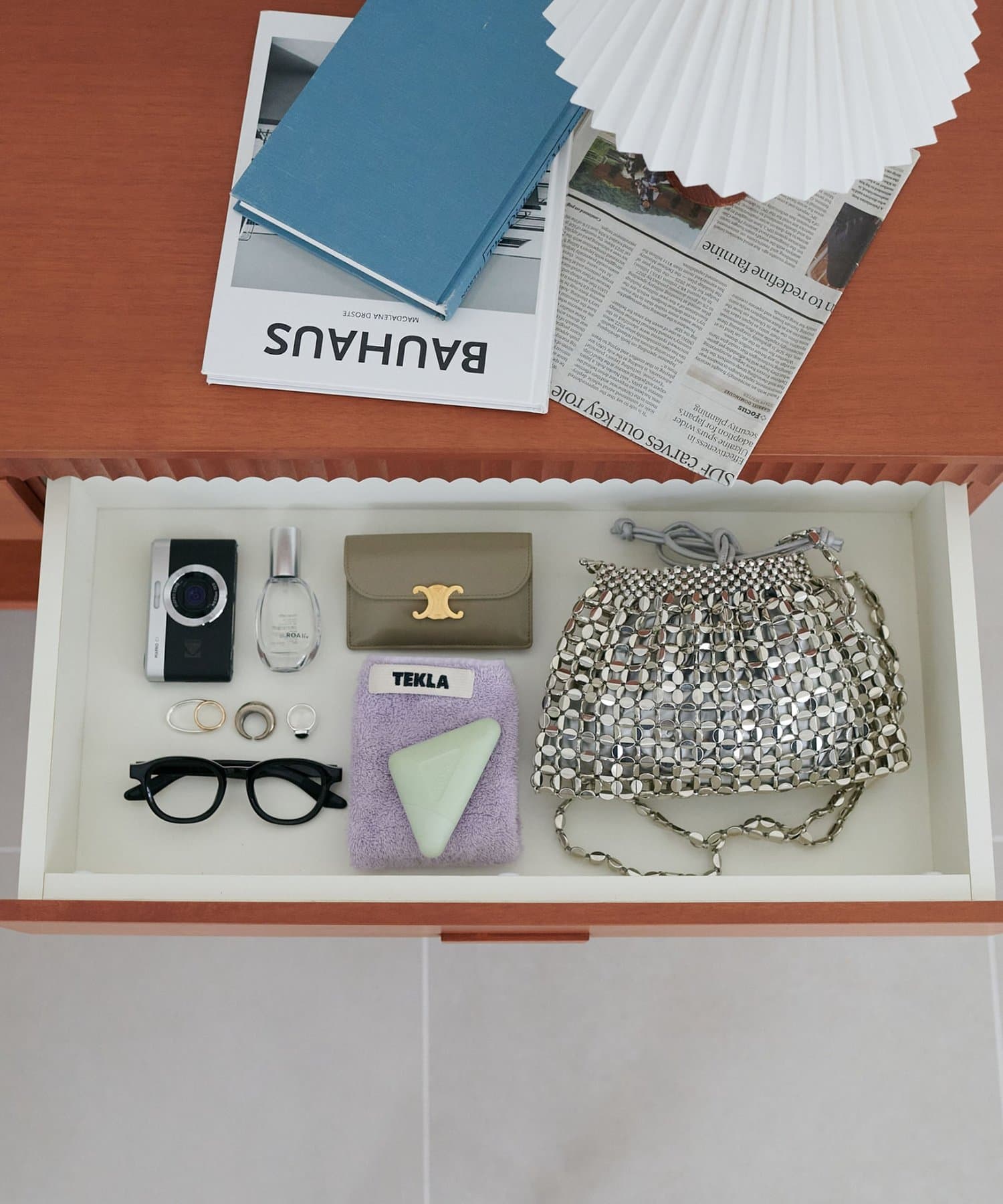 DISCOAT(ディスコート) ビジューミニショルダーバッグ