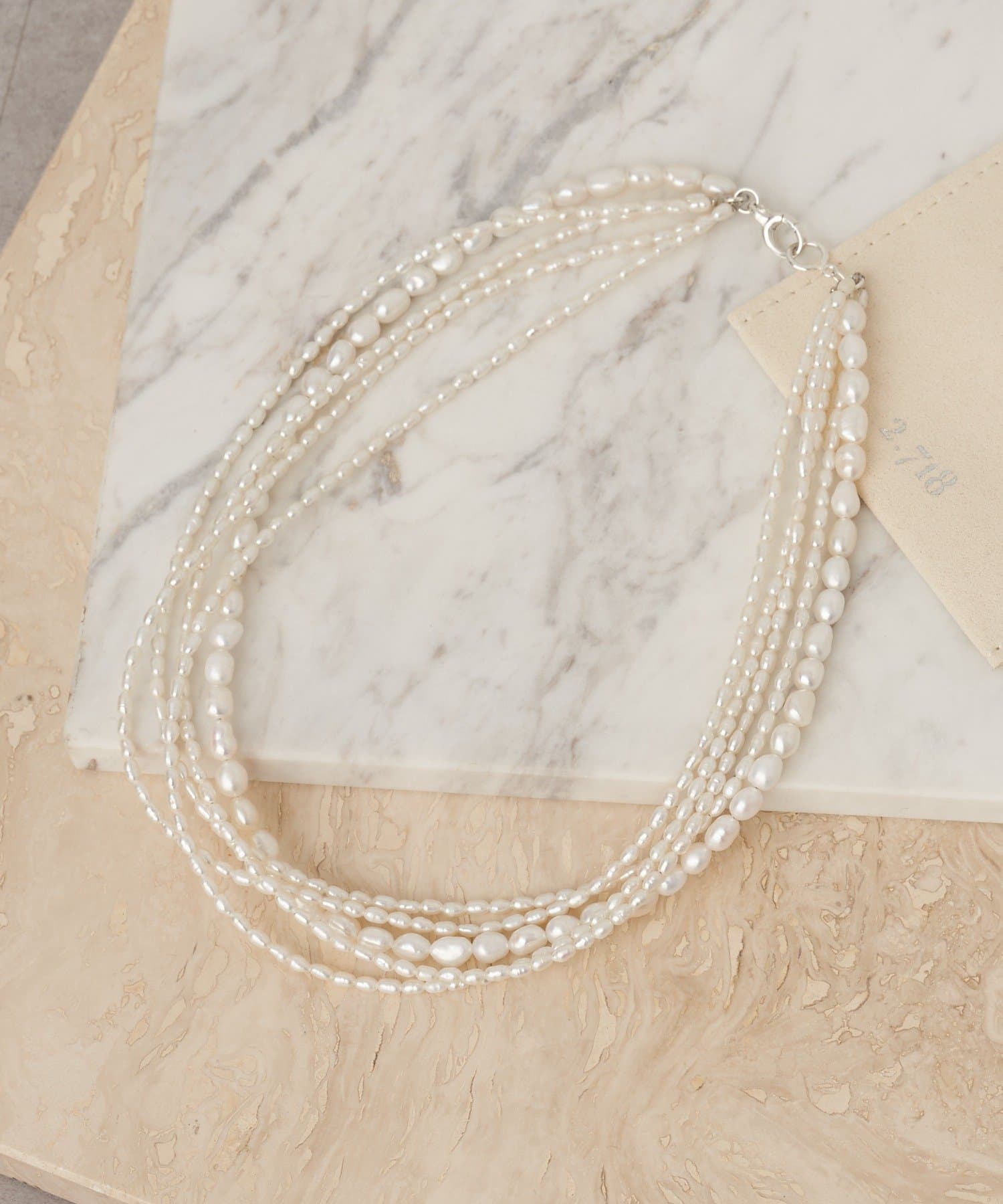 GALLARDAGALANTE(ガリャルダガランテ) 【2.718】MIXパール5連ネックレス