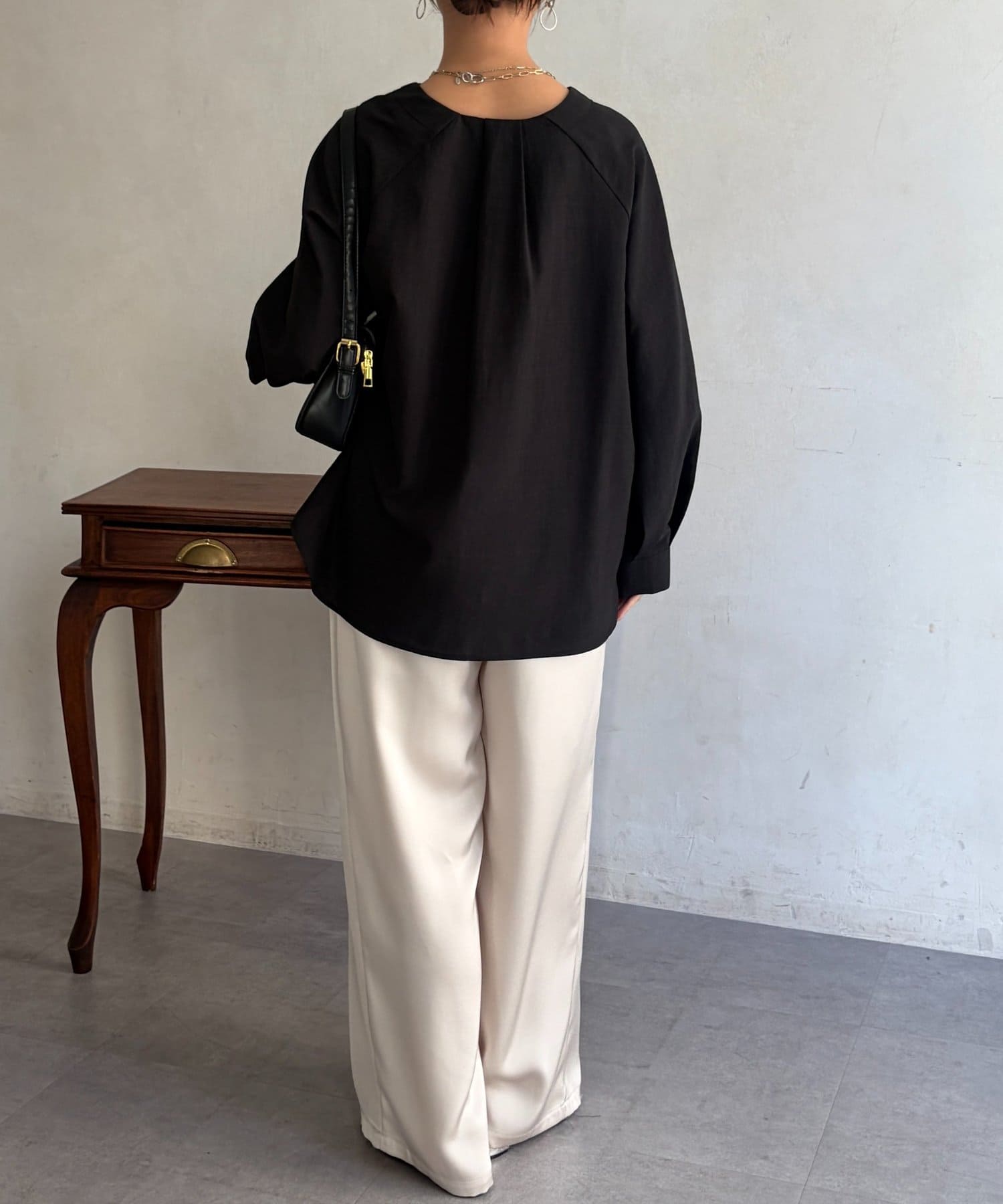 Chez toi(シェトワ) リネンライクスキッパーブラウス