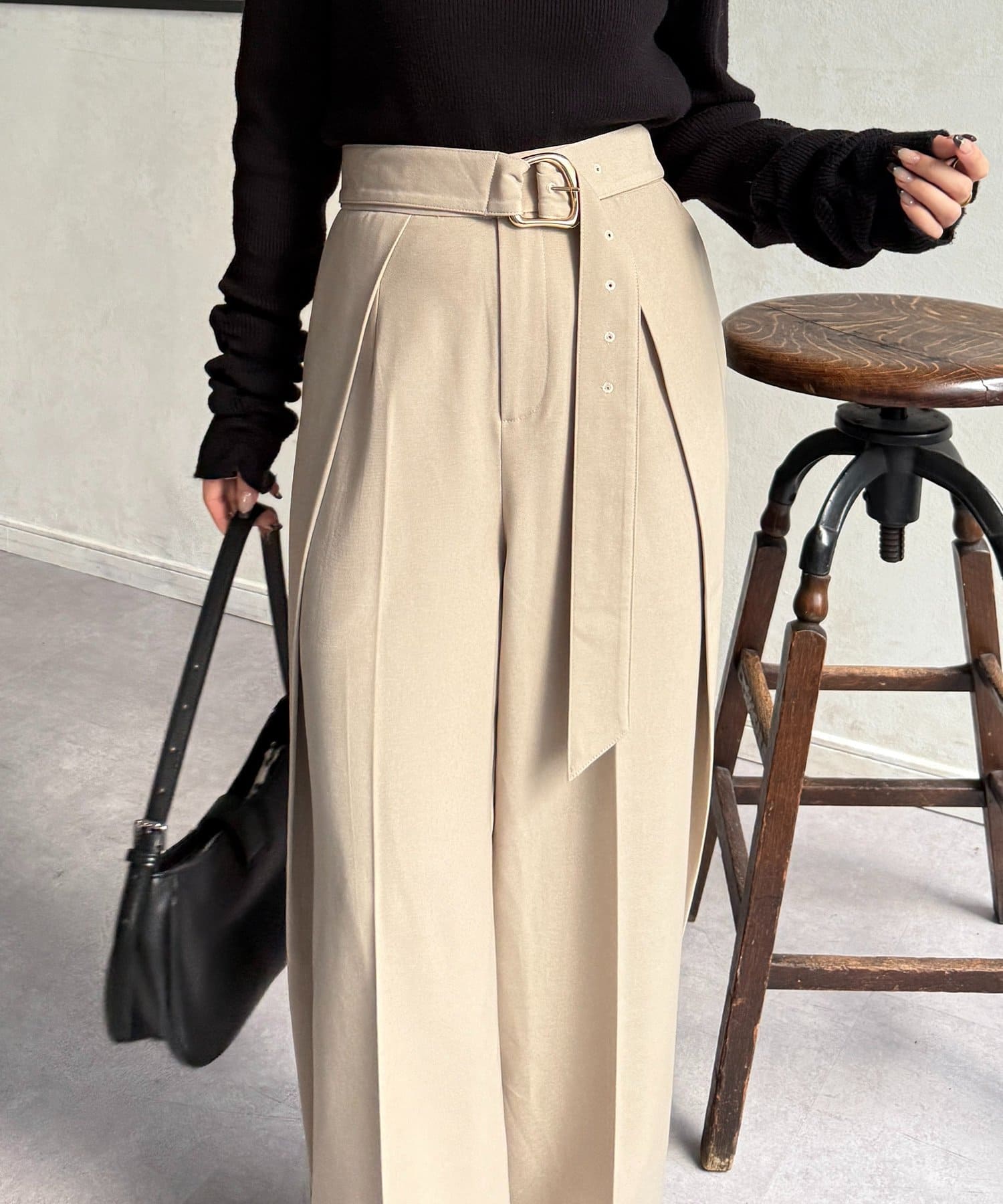 Thevon.(ゼヴォン) ニュアンスベルトタックスラックス