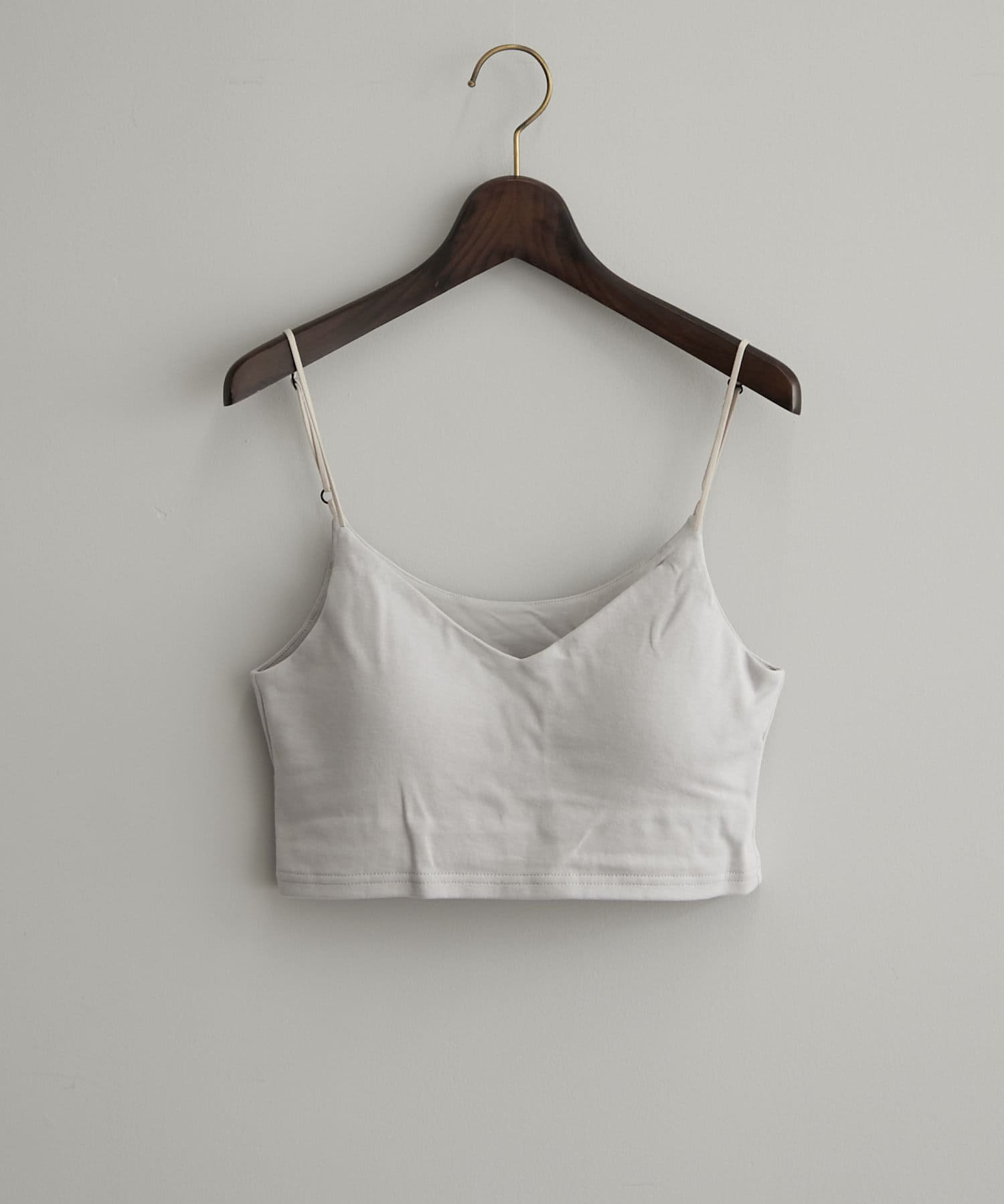 OUTLET(アウトレット) 【earthy_】オーガニックコットンカップ付きクロップドVキャミソール