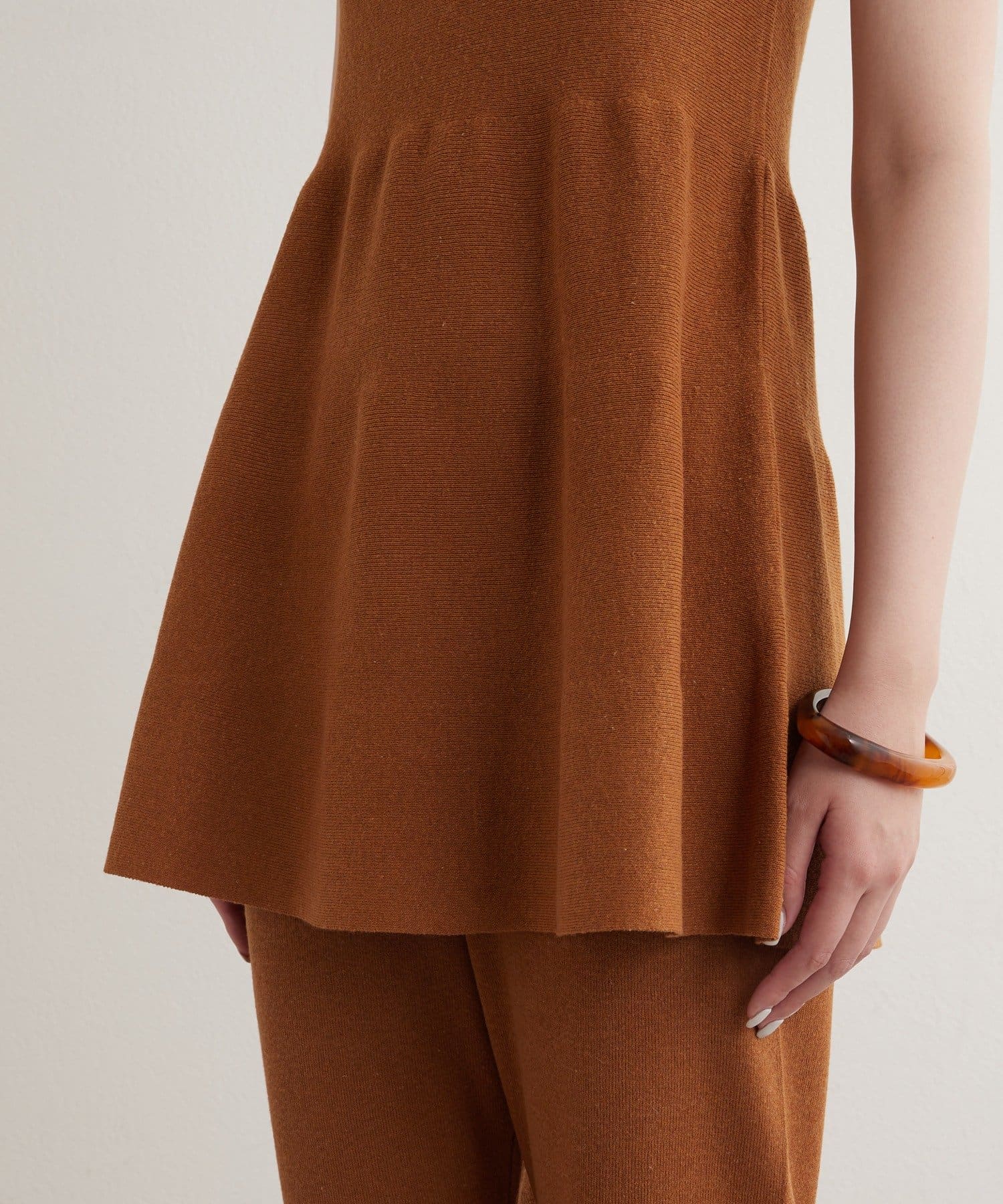 OUTLET(アウトレット) 【earthy_】エコリッチフレアニットタンクトップ