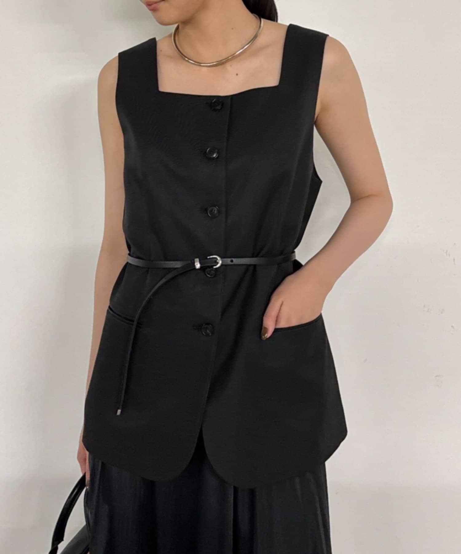 OUTLET(アウトレット) 【Loungedress】スクエアネックベスト