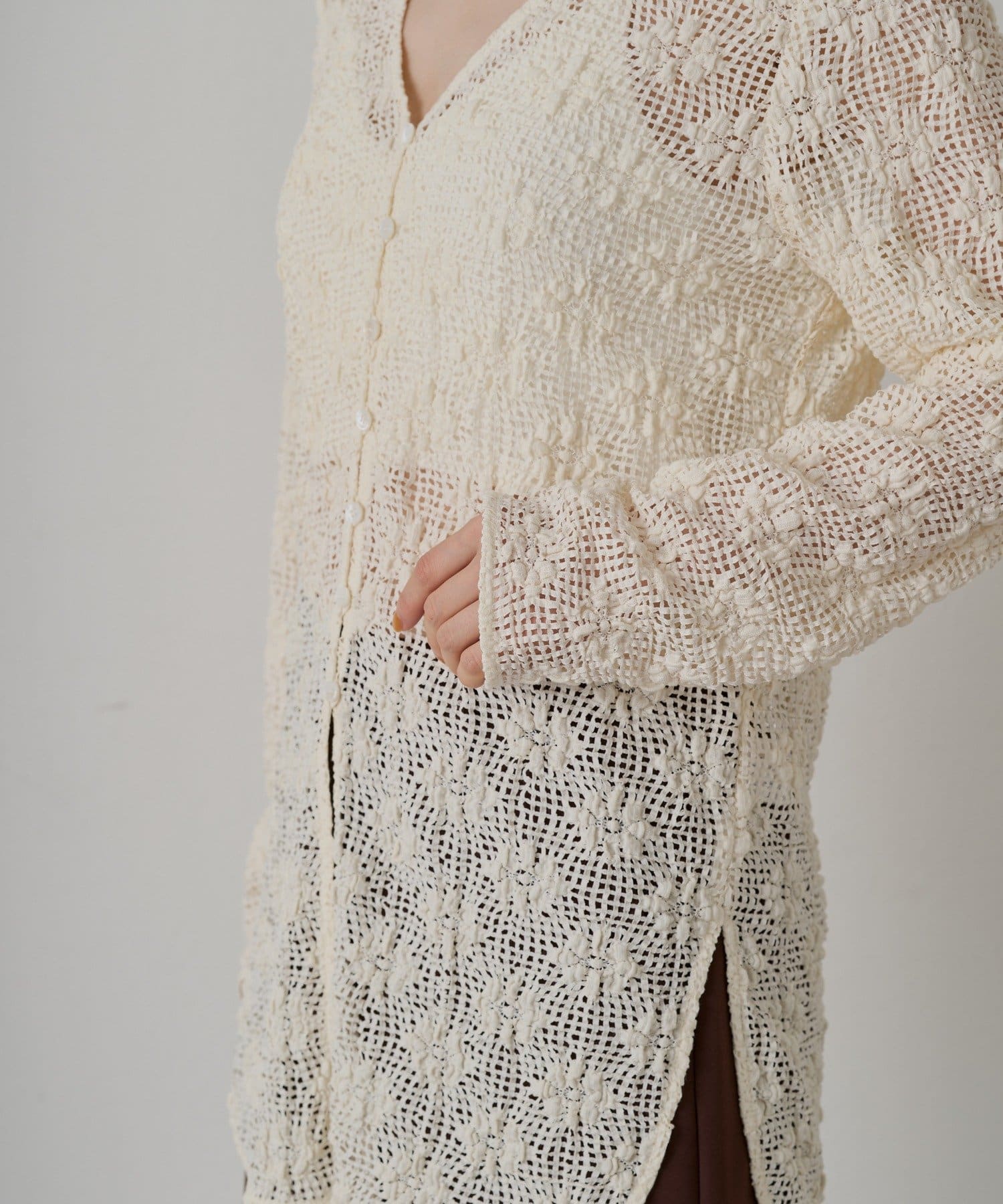 OUTLET(アウトレット) 【Loungedress】カットレースVブラウス