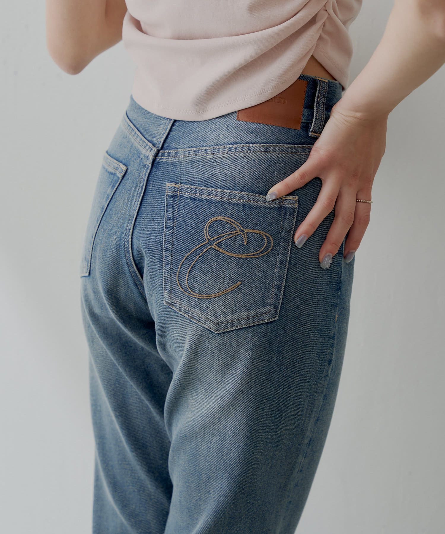 OUTLET(アウトレット) 【Chico】ポケット刺繍タイトフレアデニム