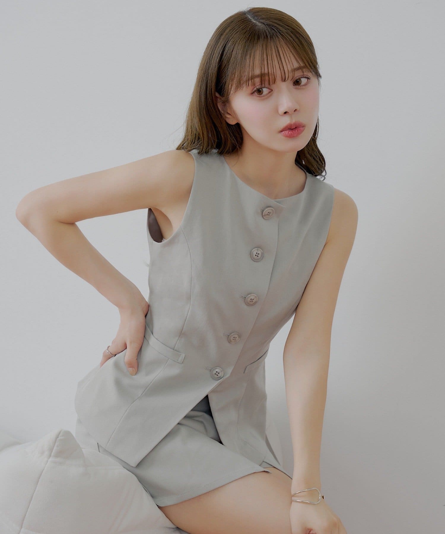 OUTLET(アウトレット) 【Chico】ボートネックスーツノースリベスト