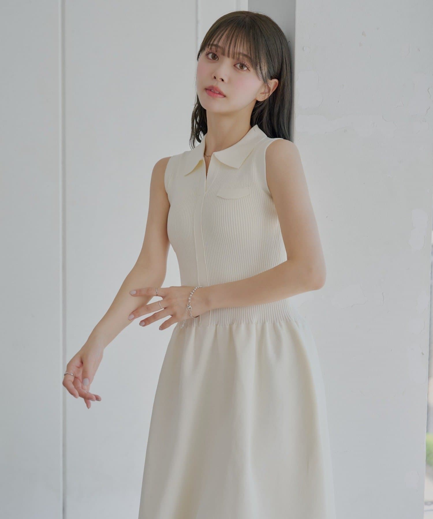 OUTLET(アウトレット) 【Chico】襟付ドッキングフレアワンピース