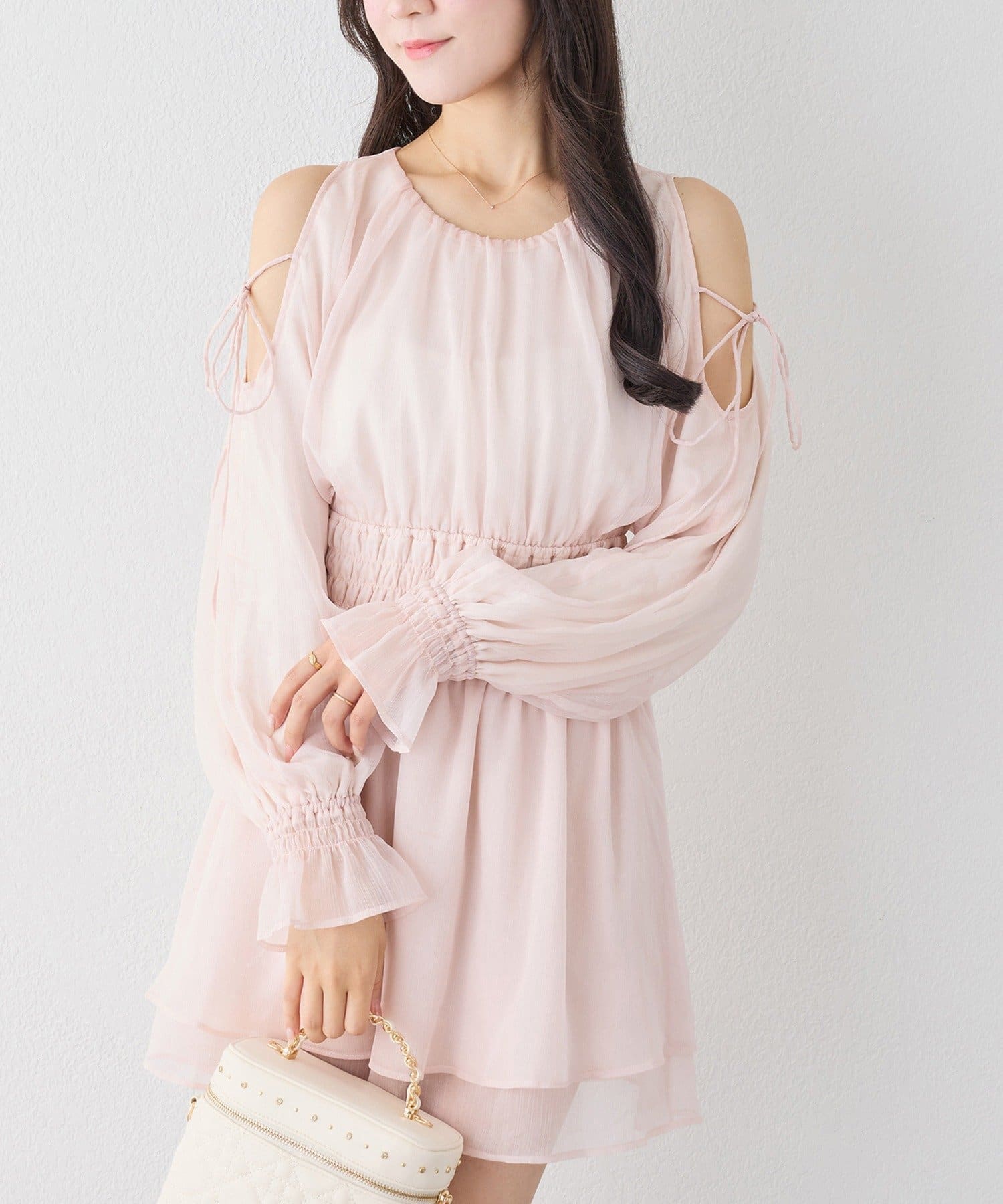 NICE CLAUP / OLIVE des OLIVE OUTLET(ナイスクラップ  / オリーブ デ オリーブ アウトレット) 【one after another】肩あきシャーリングチュニック