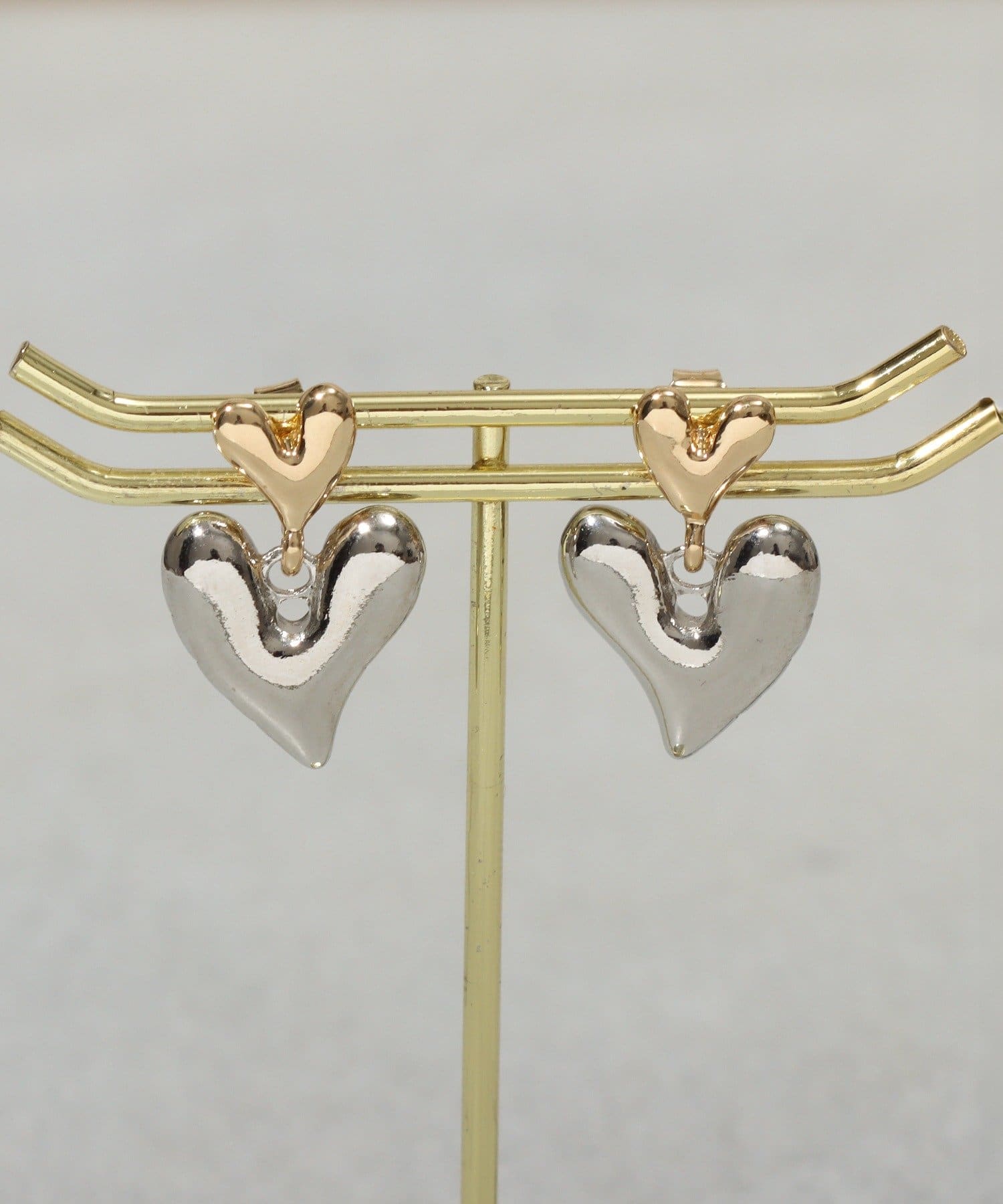 3COINS(スリーコインズ) ダブルハートピアス