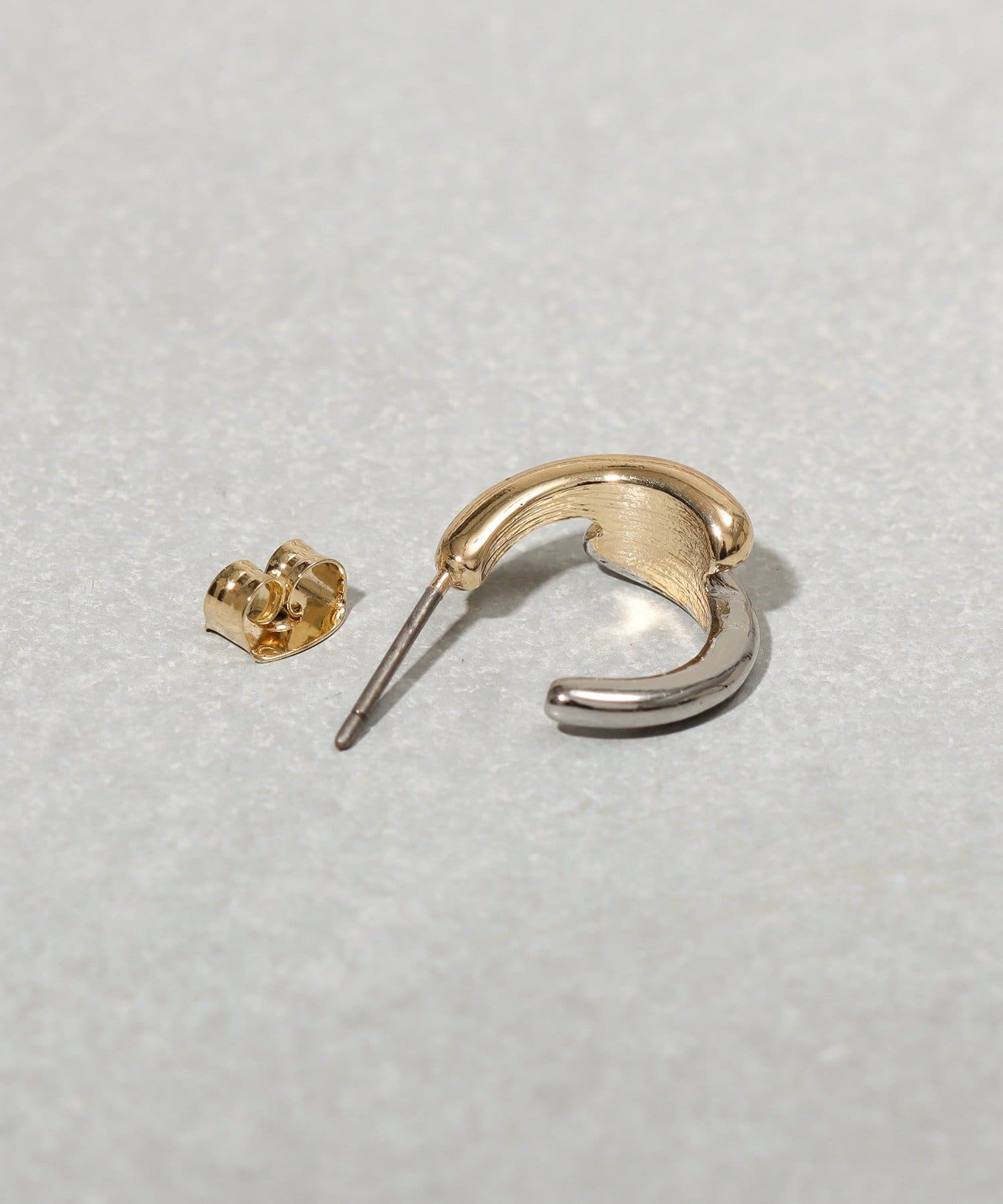 3COINS(スリーコインズ) ツートーンフープピアス