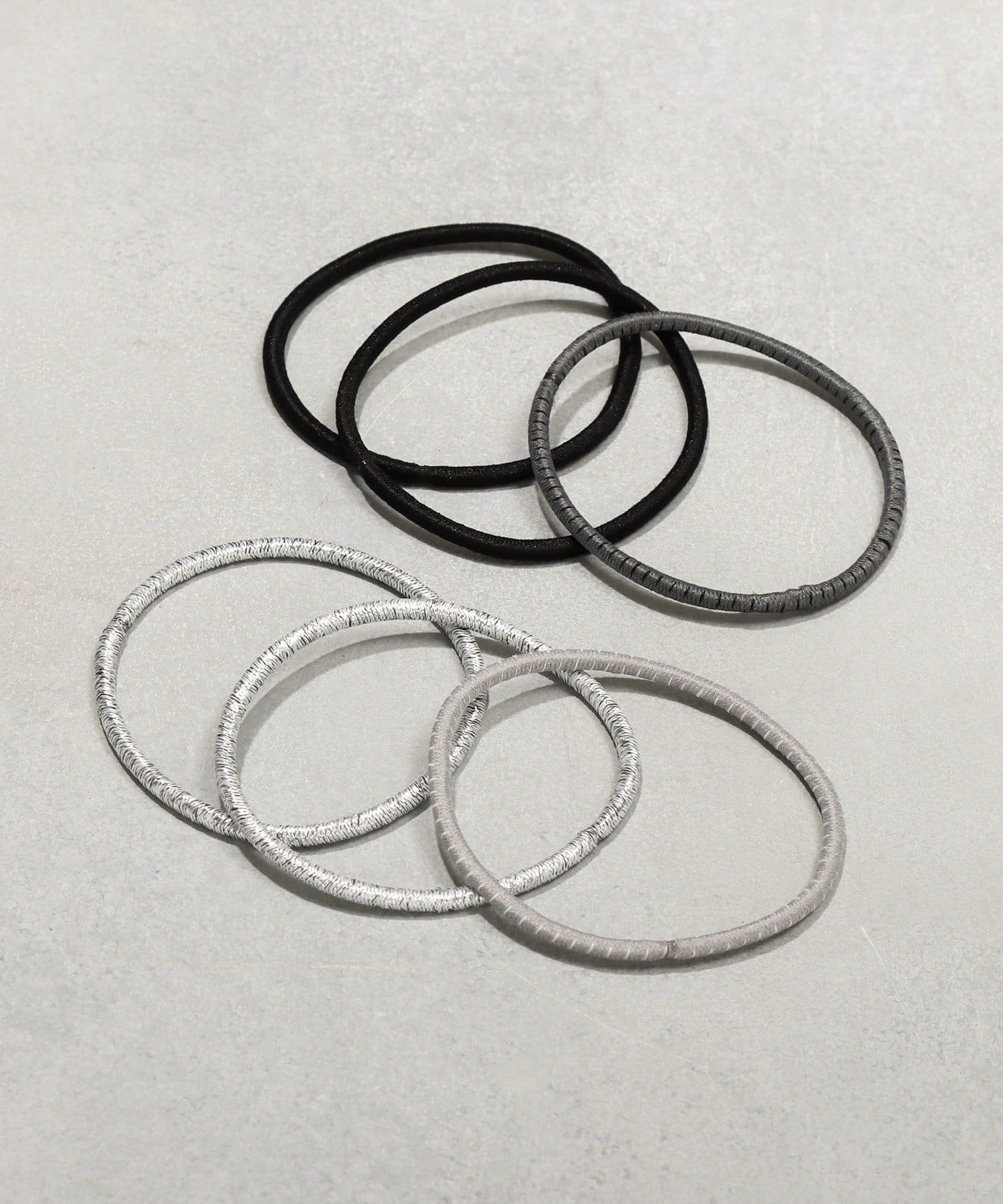 3COINS(スリーコインズ) 静電気軽減ヘアゴム6個セット