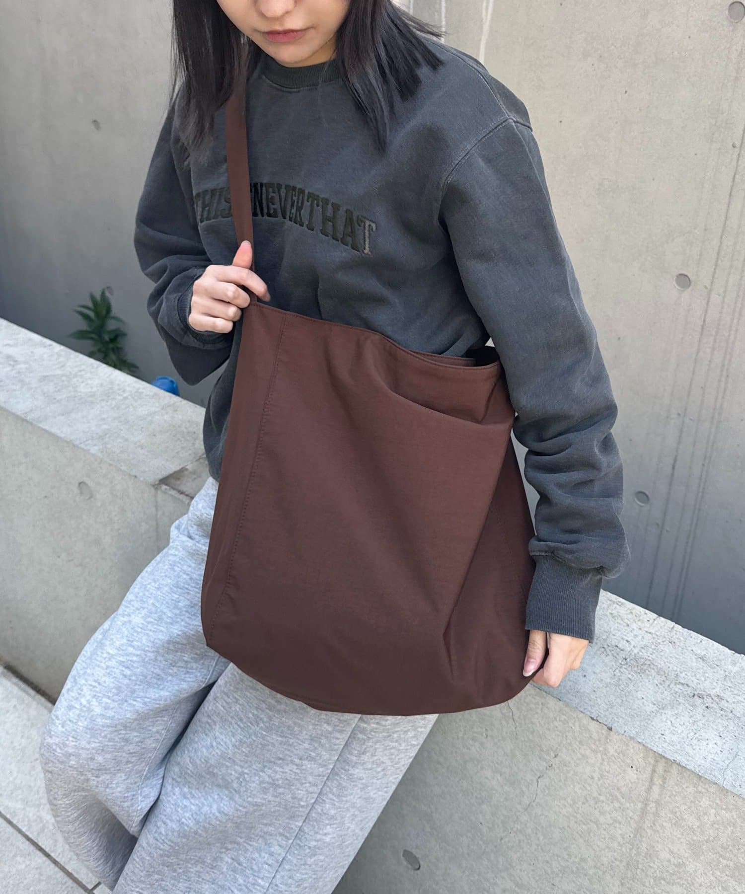 Lattice(ラティス) ナイロンショルダーバッグ