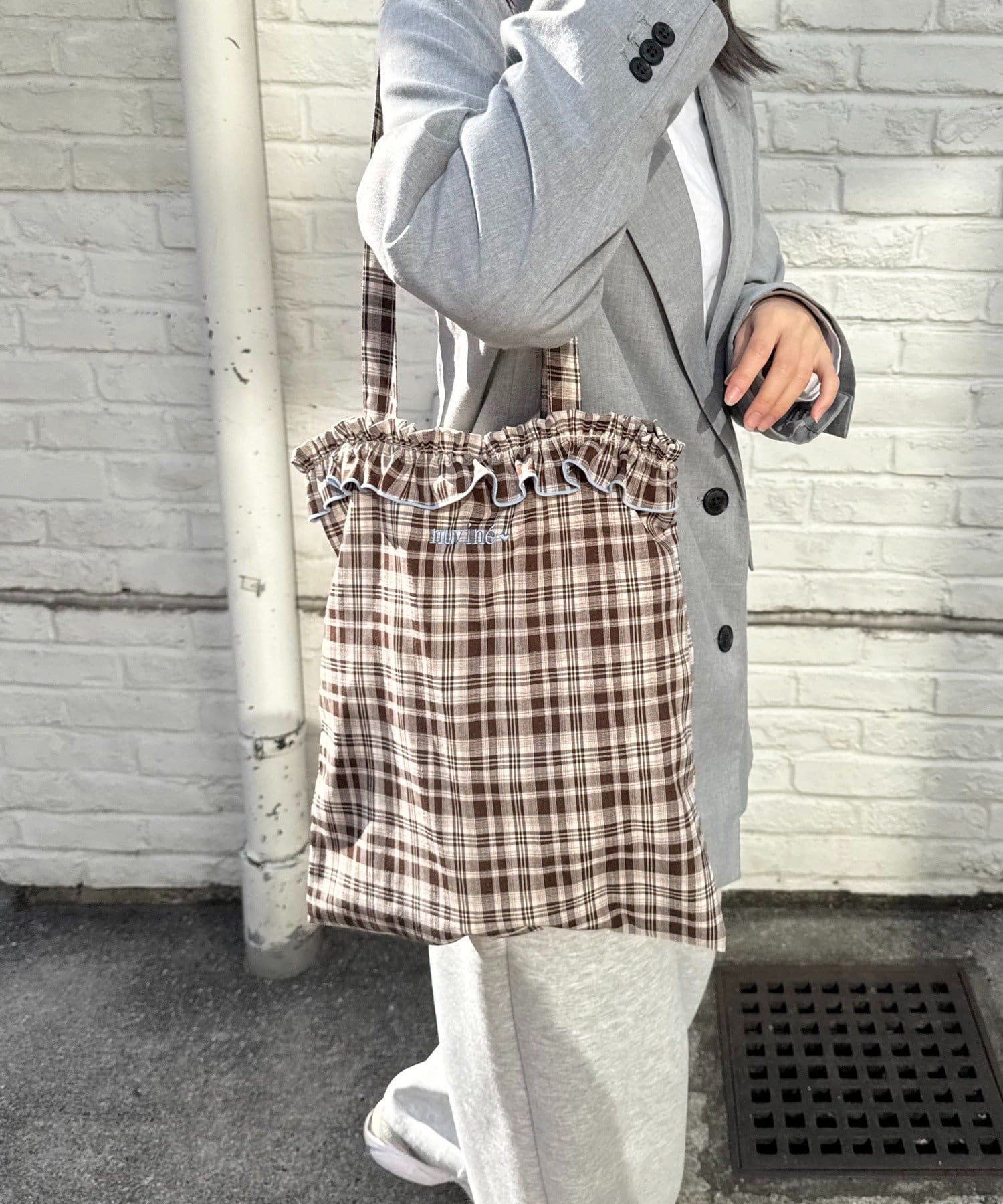 Lattice(ラティス) パターン刺繍フリルバッグ