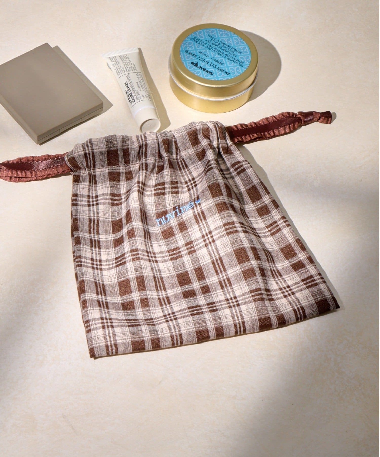 Lattice(ラティス) パターン刺繍巾着ポーチ