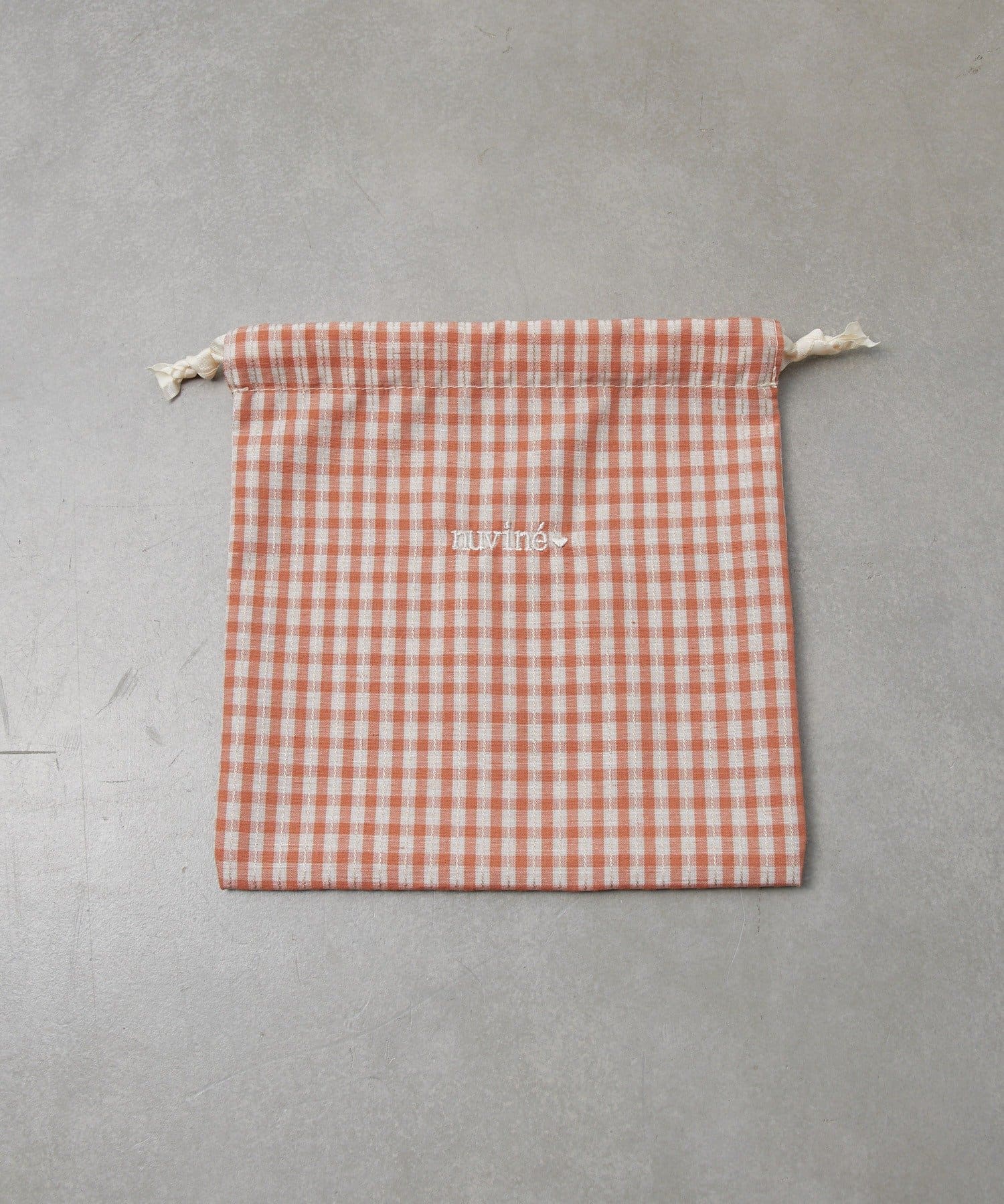 Lattice(ラティス) パターン刺繍巾着ポーチ