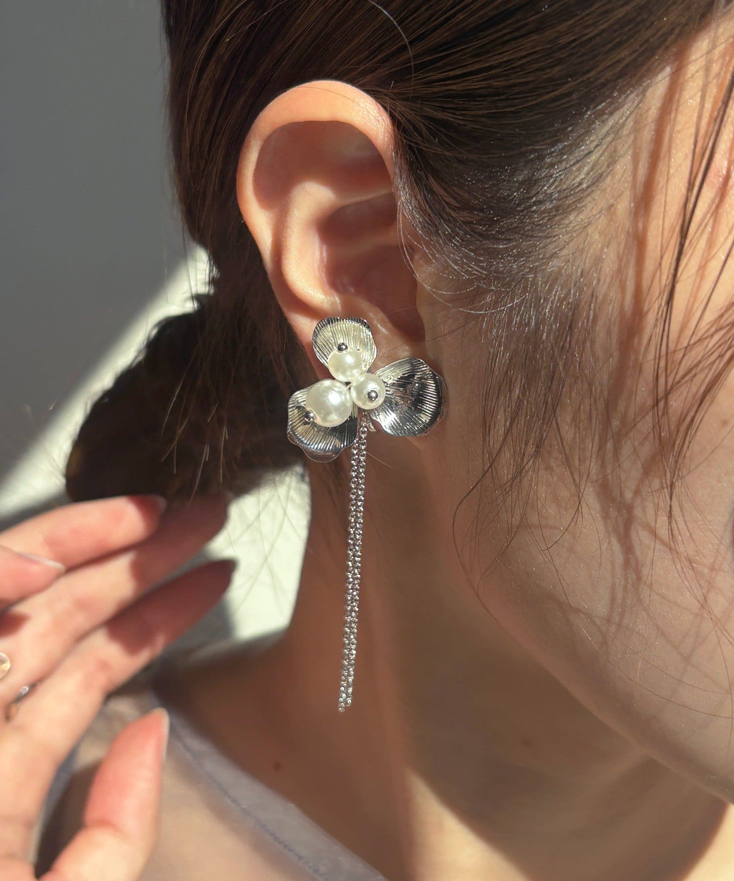 Lattice(ラティス) 【オケージョン】フラワーチェーンイヤリング