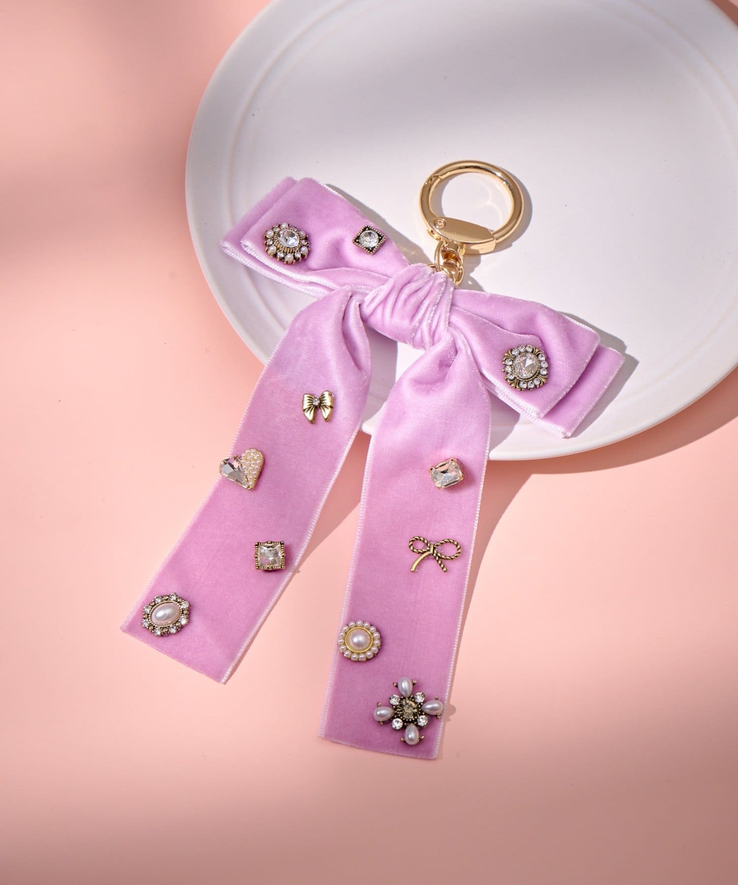 Lattice(ラティス) ビジューベロアリボンチャーム