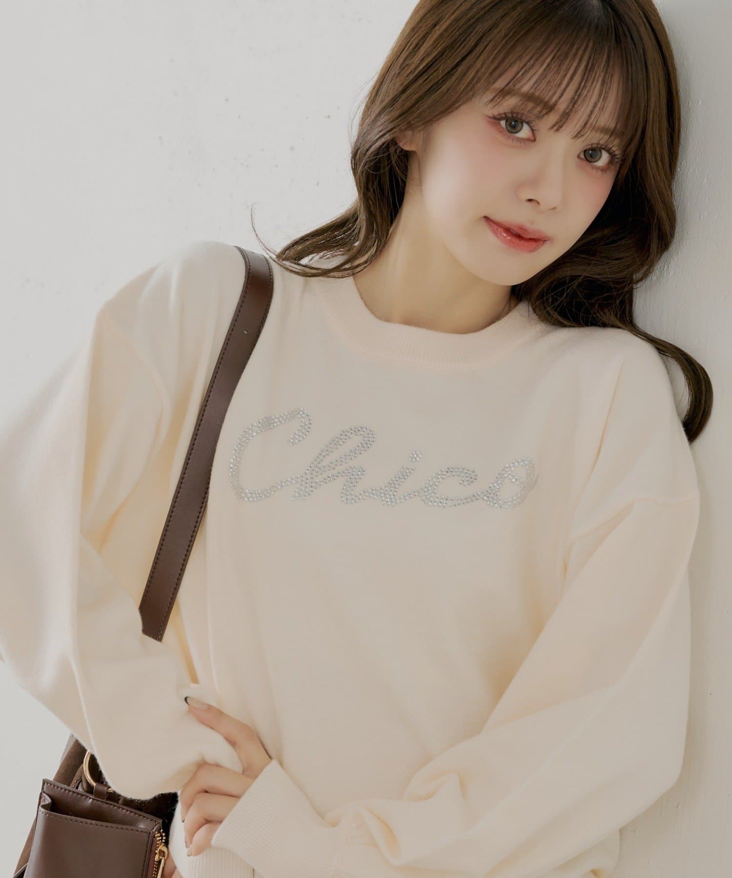 Chico(チコ) ラインストーンロゴニット