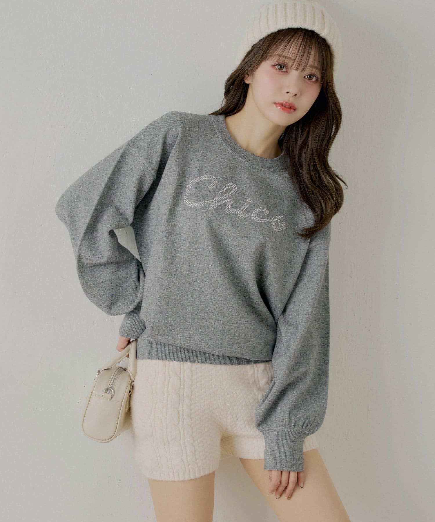 Chico(チコ) ラインストーンロゴニット