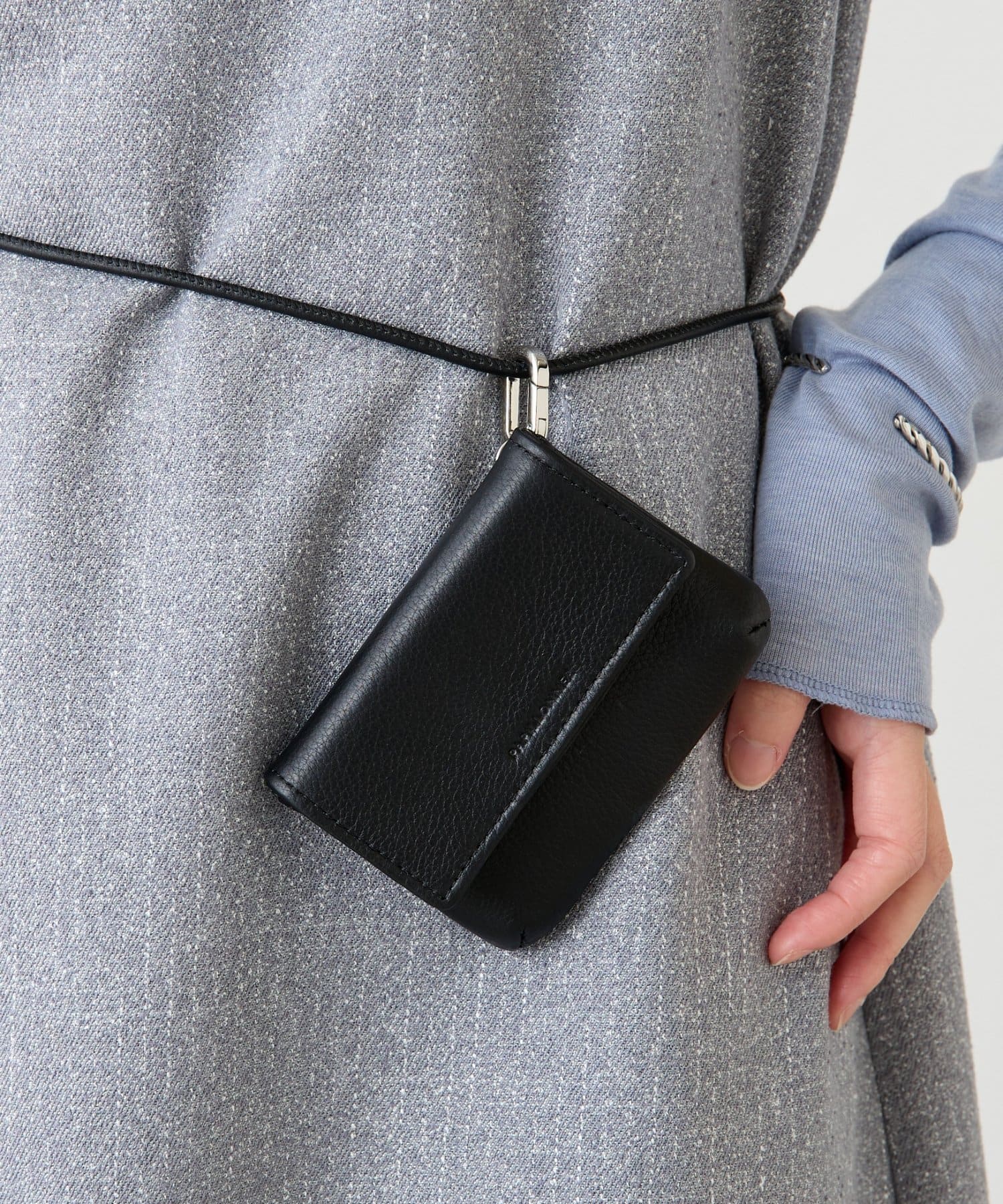 COLLAGE GALLARDAGALANTE(コラージュ ガリャルダガランテ) 【PAPILLONNER/パピヨネ】ベルト付きマルチケース