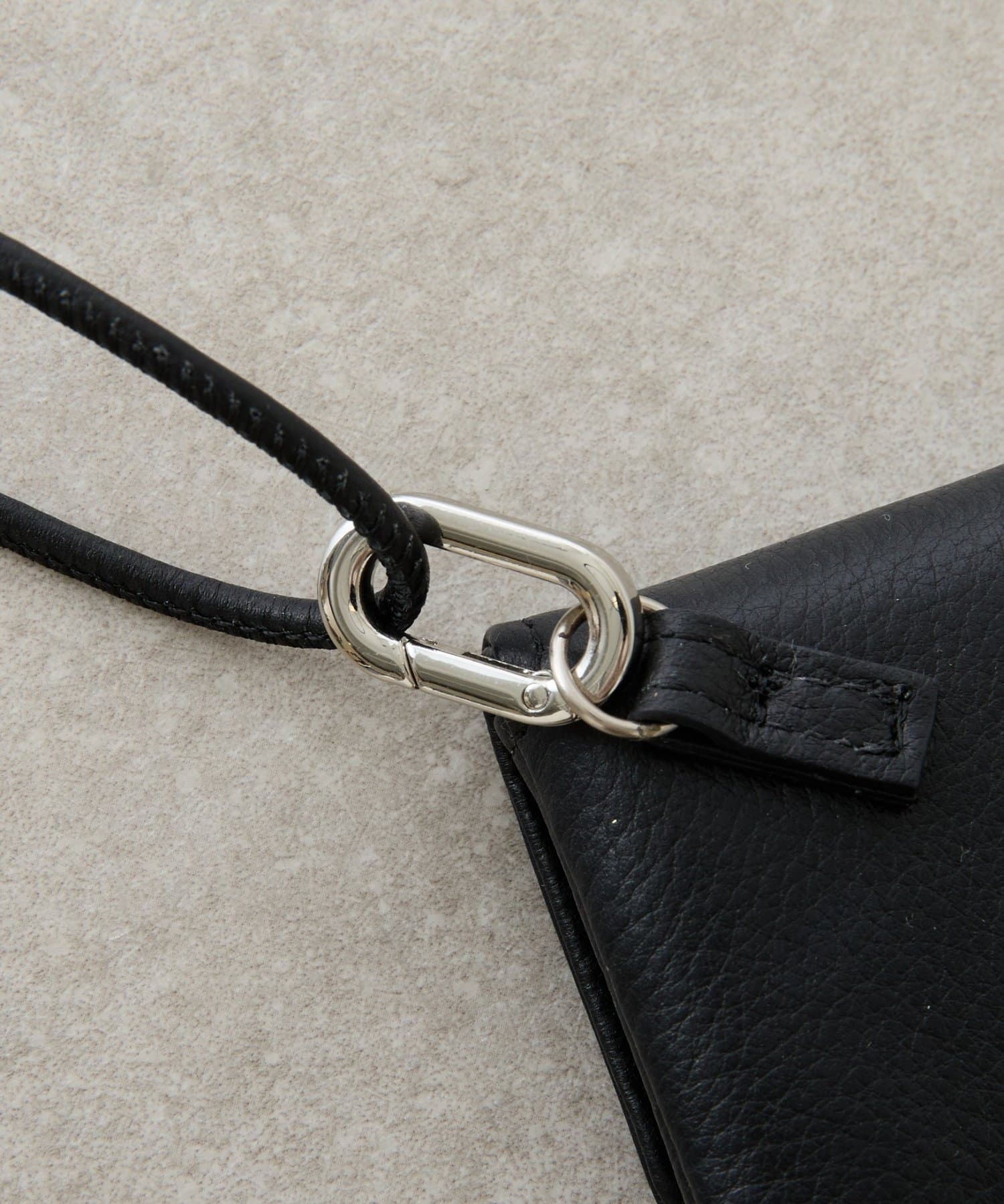 COLLAGE GALLARDAGALANTE(コラージュ ガリャルダガランテ) 【PAPILLONNER/パピヨネ】ベルト付きマルチケース