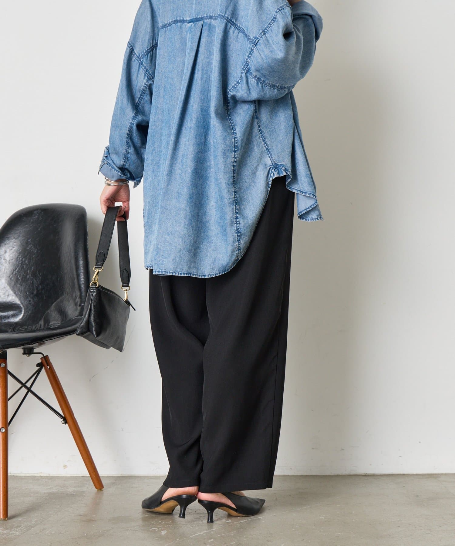 Jena　espace merveilleux(ジェナ　エスパスメルヴェイユ) センターラインワイドパンツ