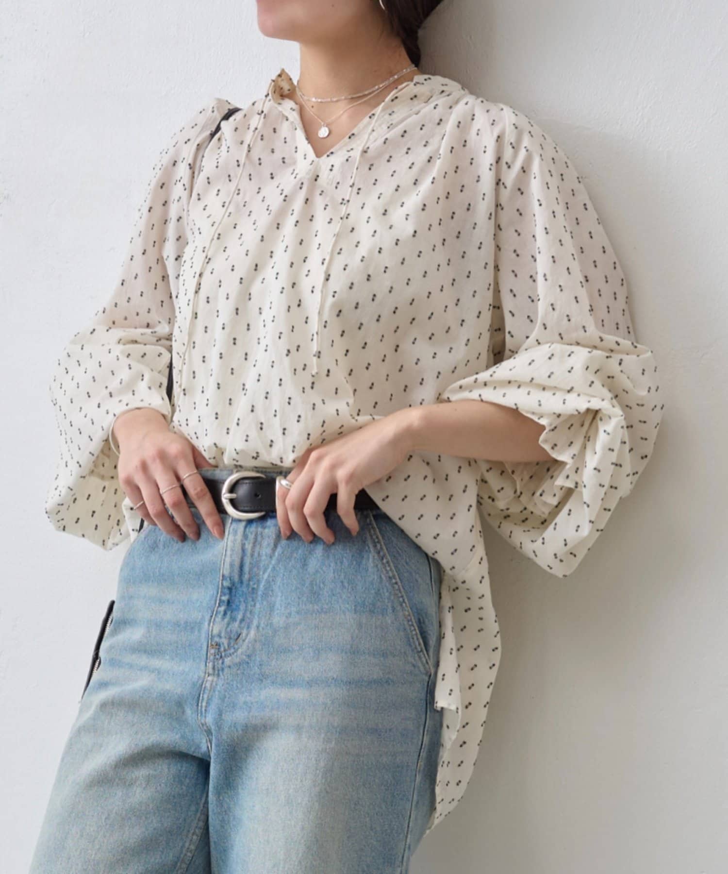 BEARDSLEY(ビアズリー) 《12/4(木)12時予約開始》スモールカットジャガードブラウス