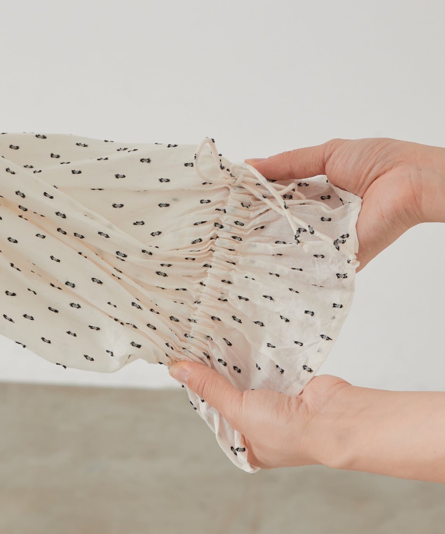 BEARDSLEY(ビアズリー) スモールカットジャガードブラウス