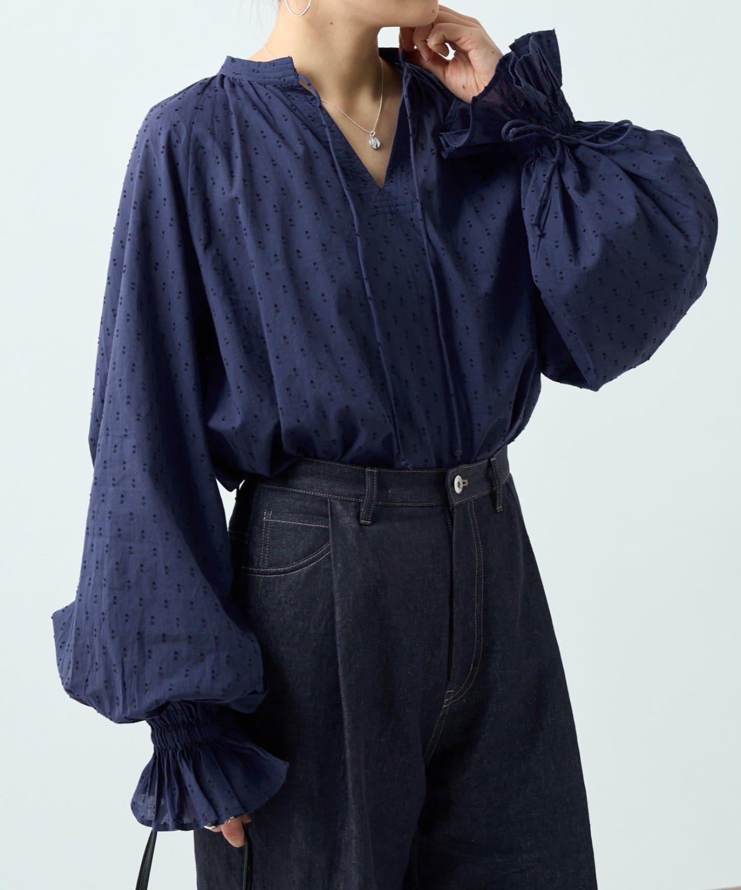 BEARDSLEY(ビアズリー) スモールカットジャガードブラウス