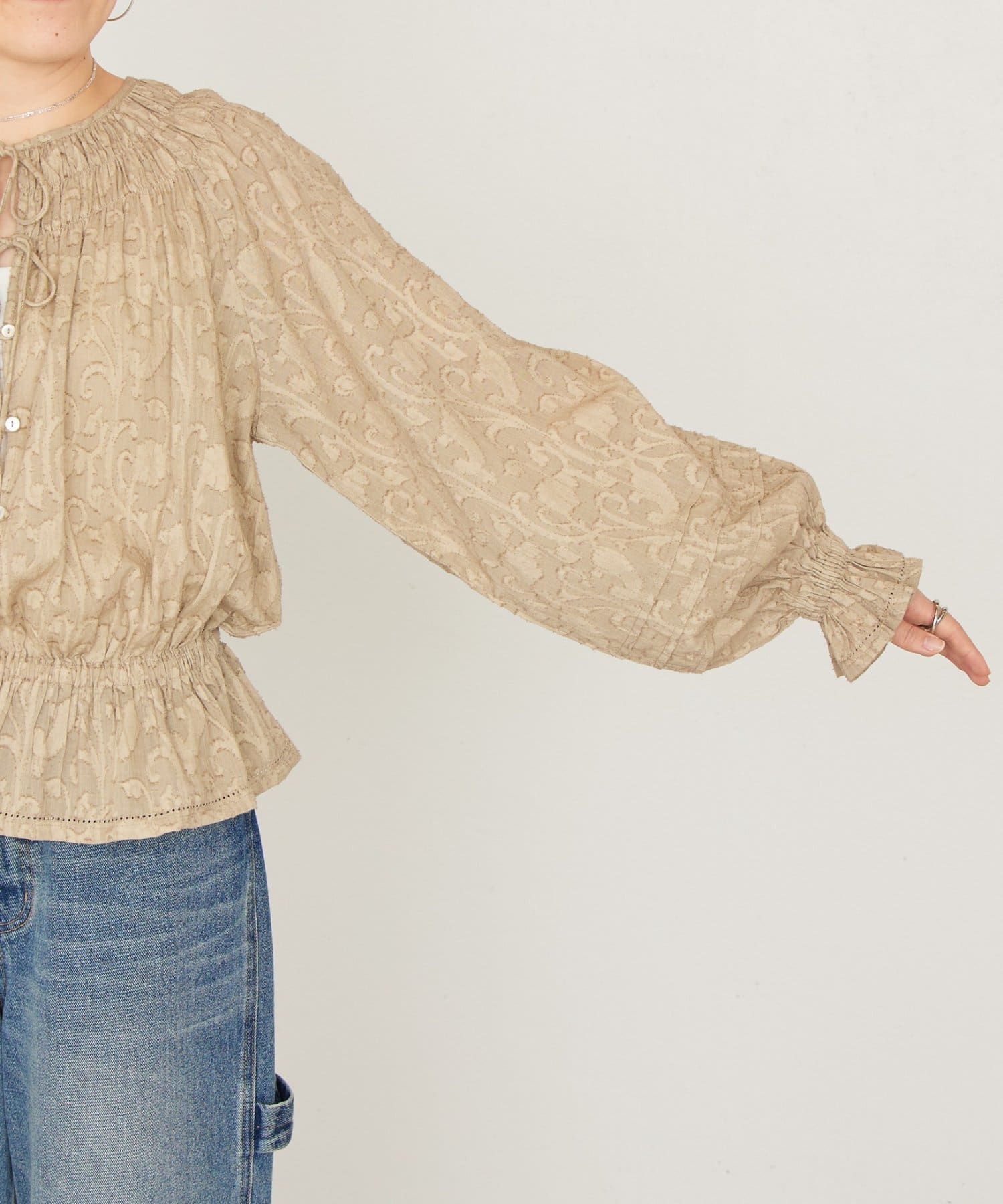 BEARDSLEY(ビアズリー) 《4/8(水)12:00新色予約開始》ボタニカルジャガードブラウス