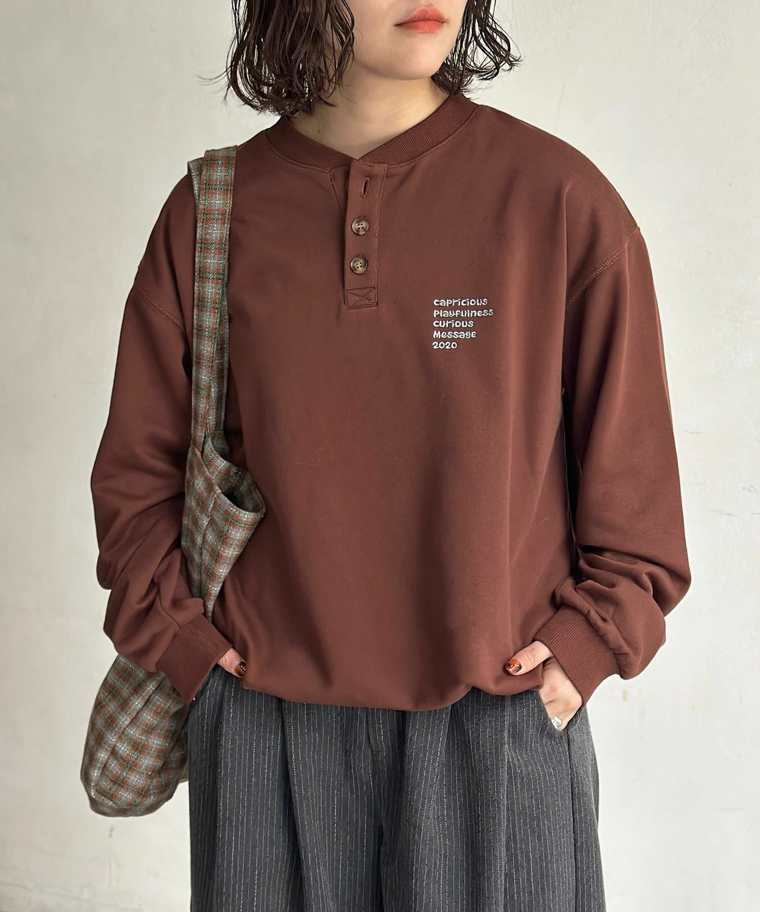 CPCM(シーピーシーエム) 古着ライク胸刺繍ヘンリースウェット