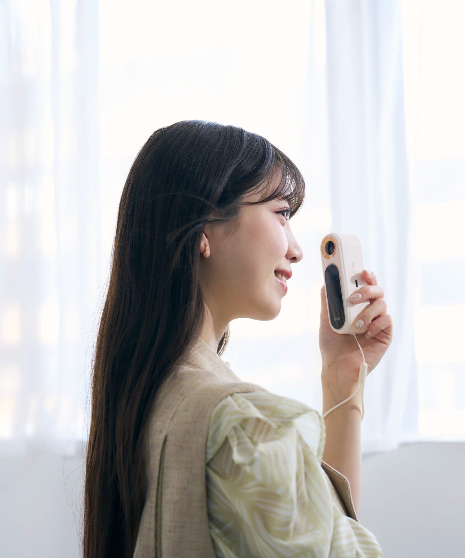 BIRTHDAY BAR(バースデイバー) 〈冷却プレート搭載〉iFan フローズン　ハンディファン/風量5段階　