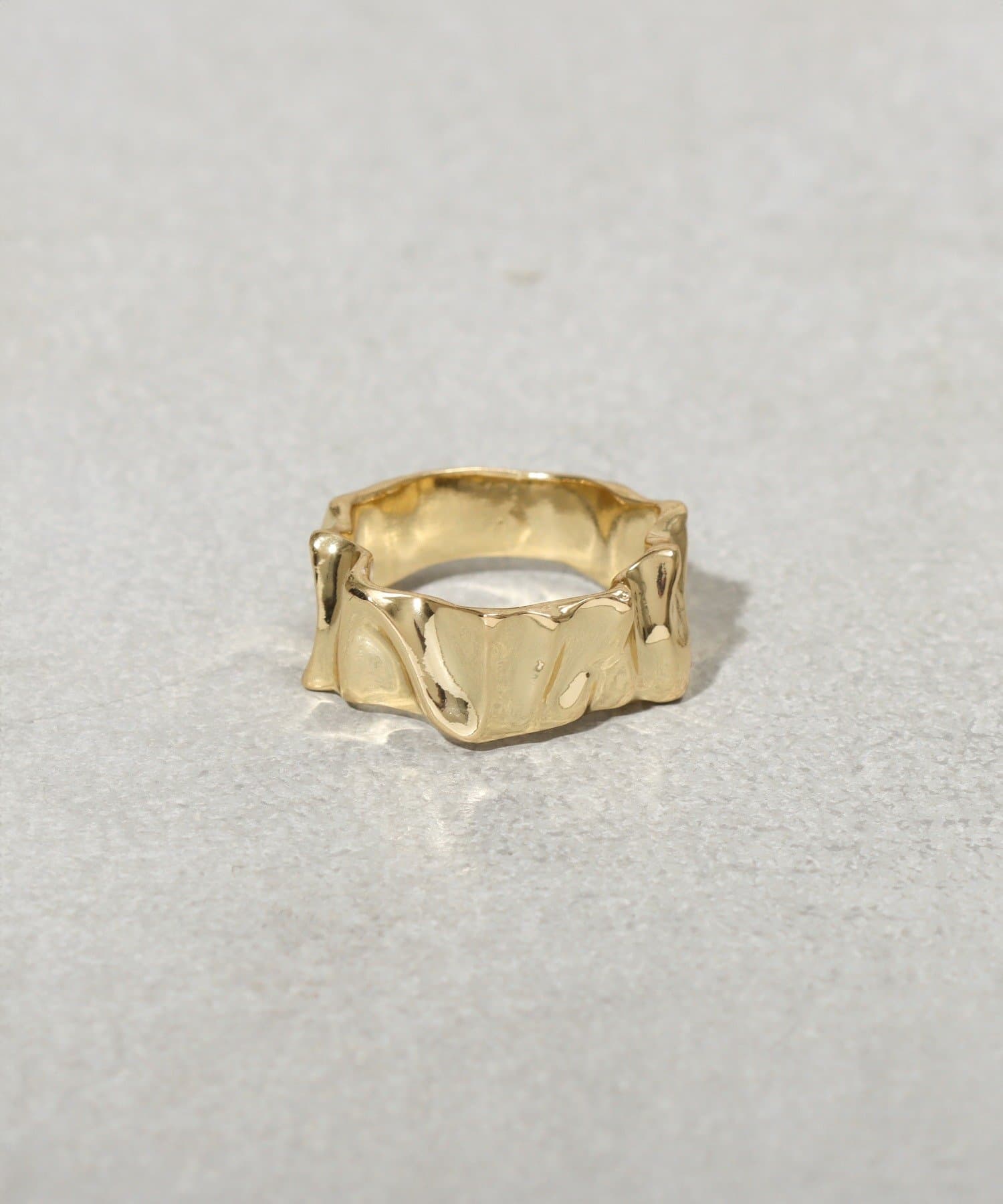 3COINS(スリーコインズ) メタルヘンケイリング