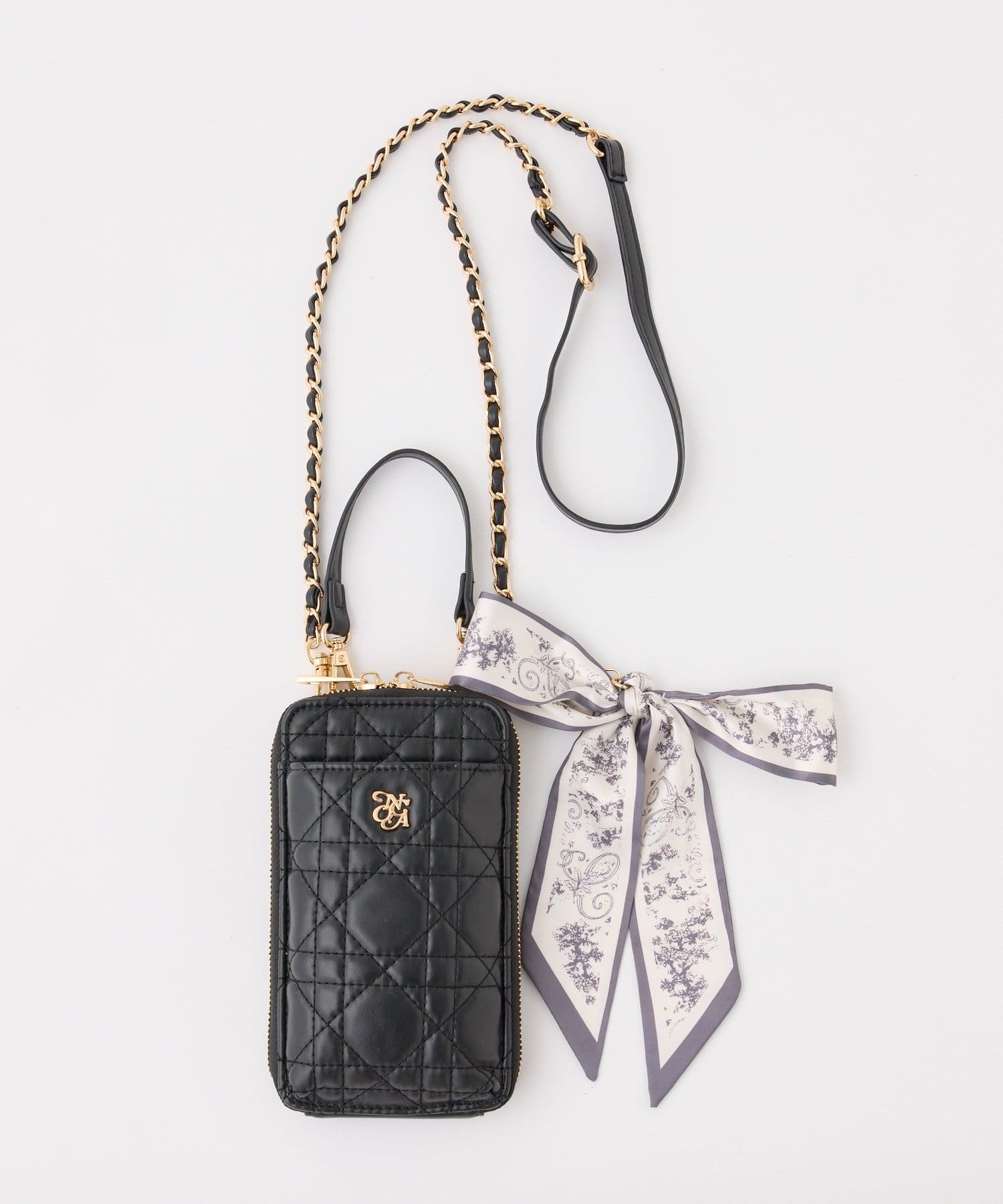 one after another NICE CLAUP(ワンアフターアナザー ナイスクラップ) スカーフ付きキルティングスマホショルダー