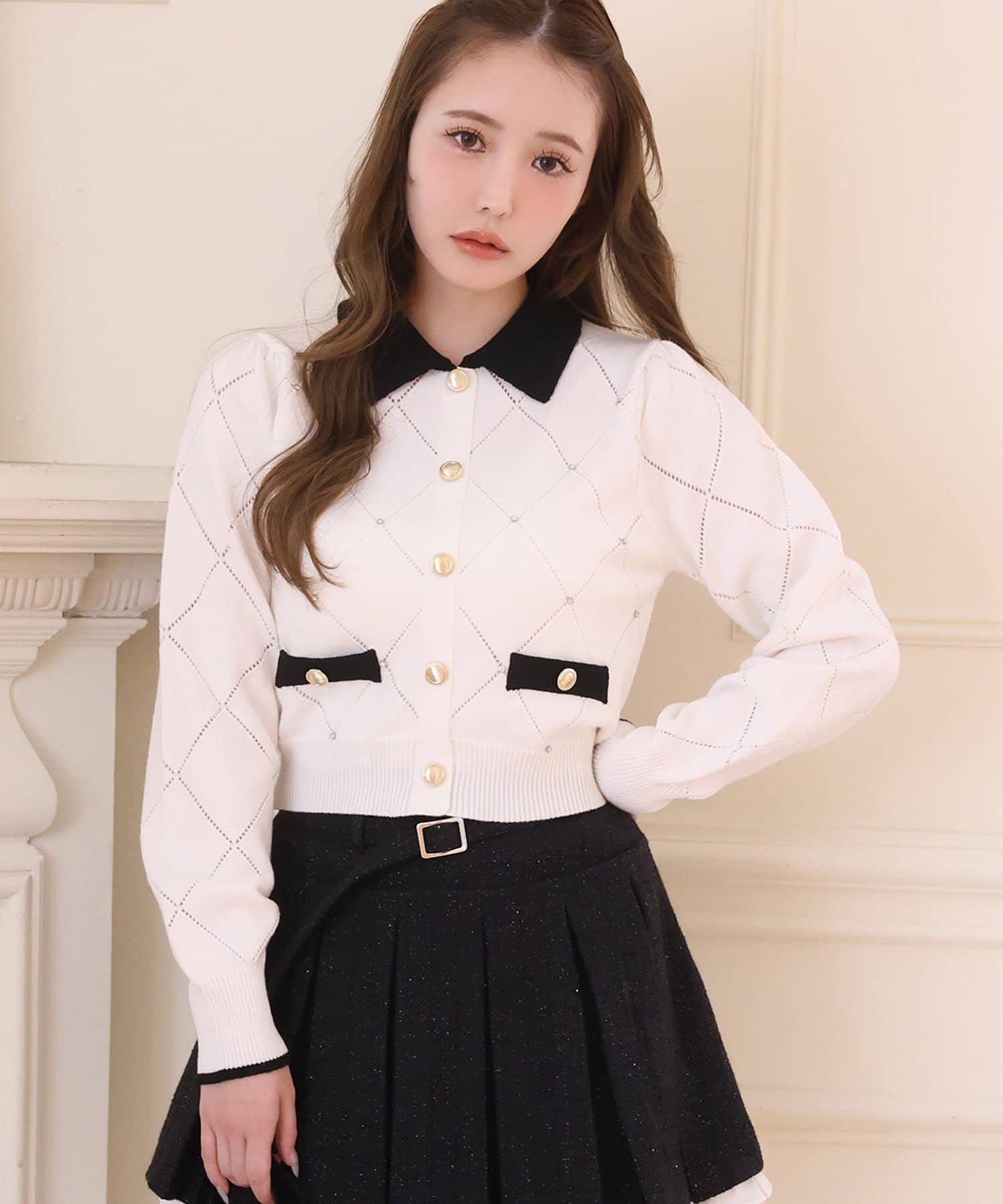 one after another NICE CLAUP(ワンアフターアナザー ナイスクラップ) 配色ビジュー付ポロニット